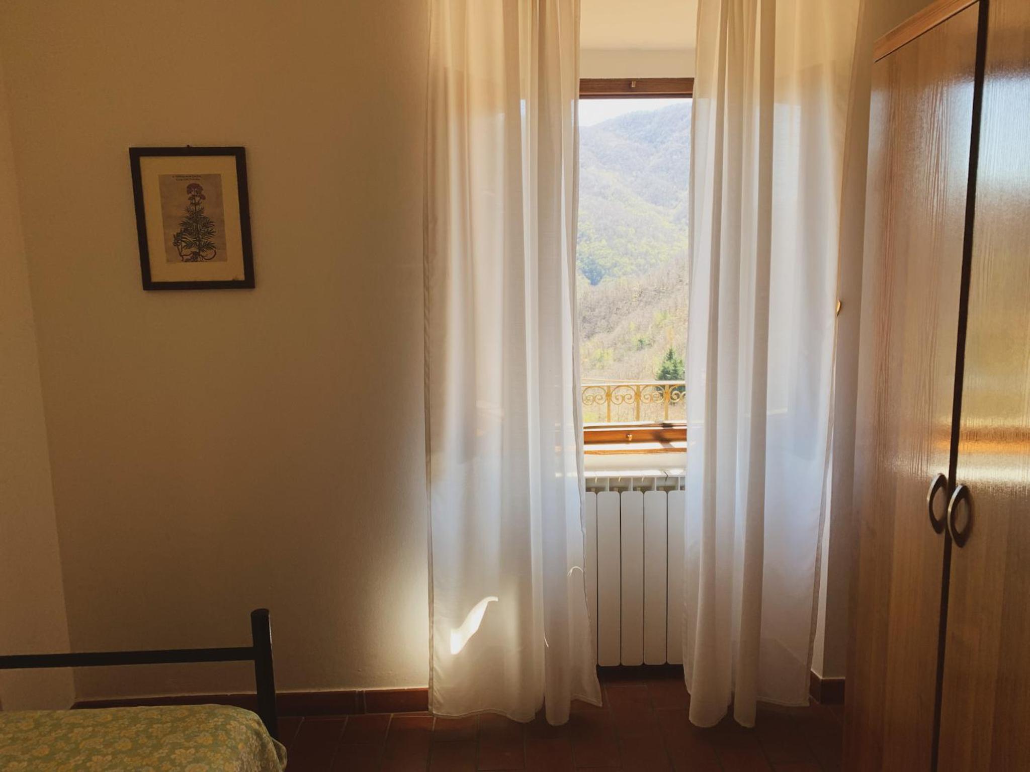Single Room with Shared Bathroom photo 1