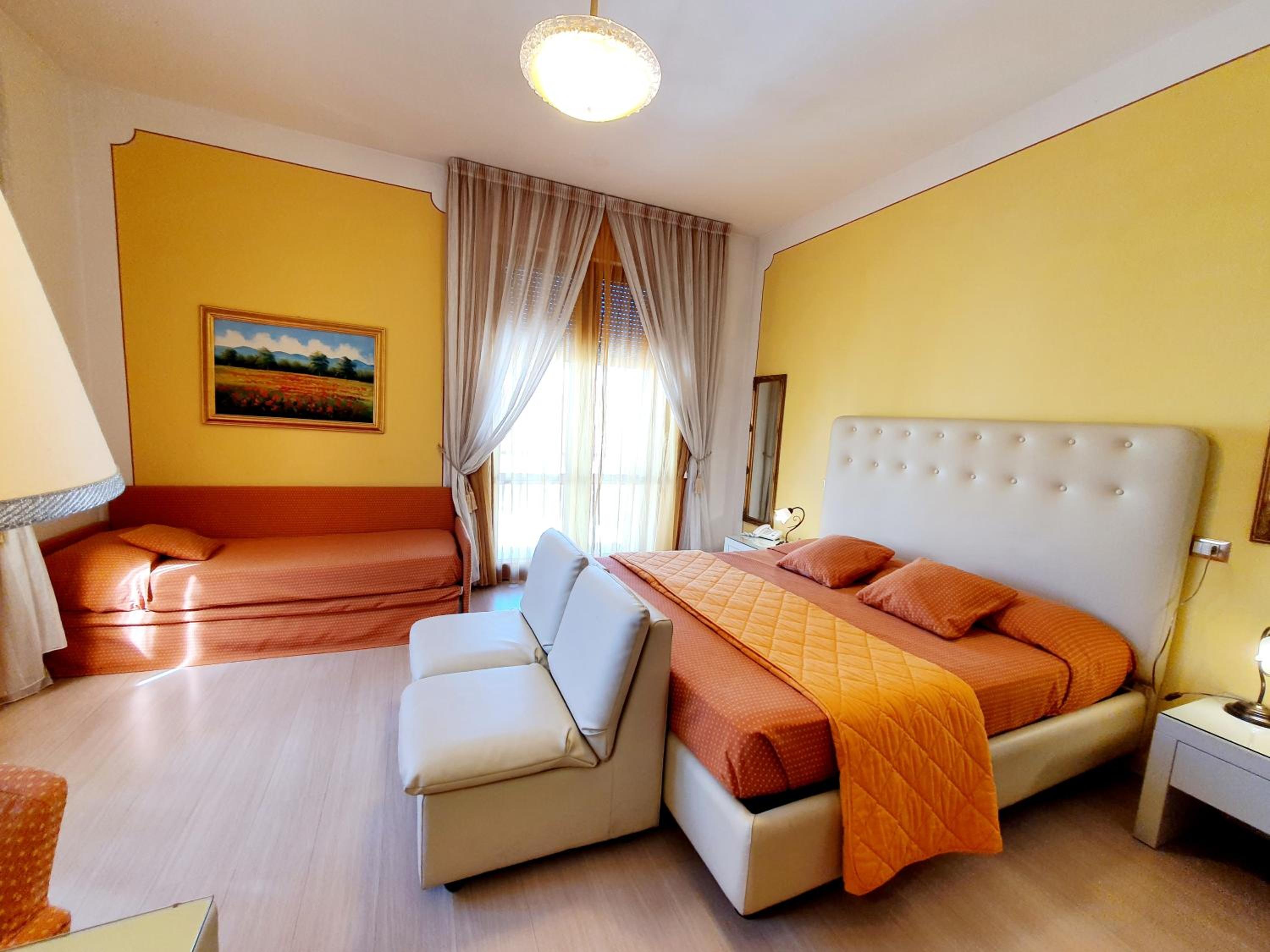 Superior Triple Room - Photo 1