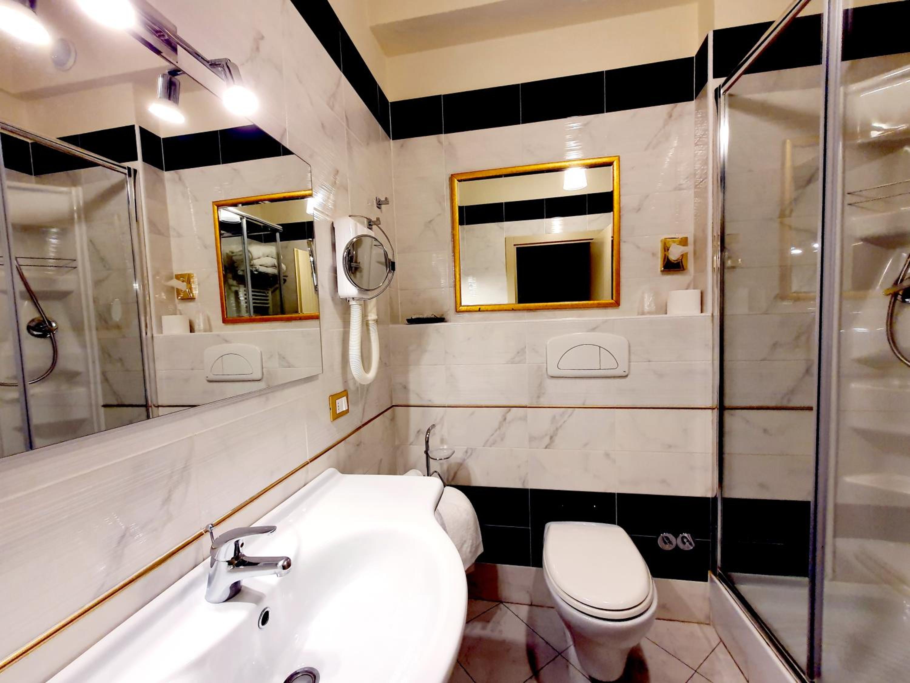 Superior Triple Room - Photo 3