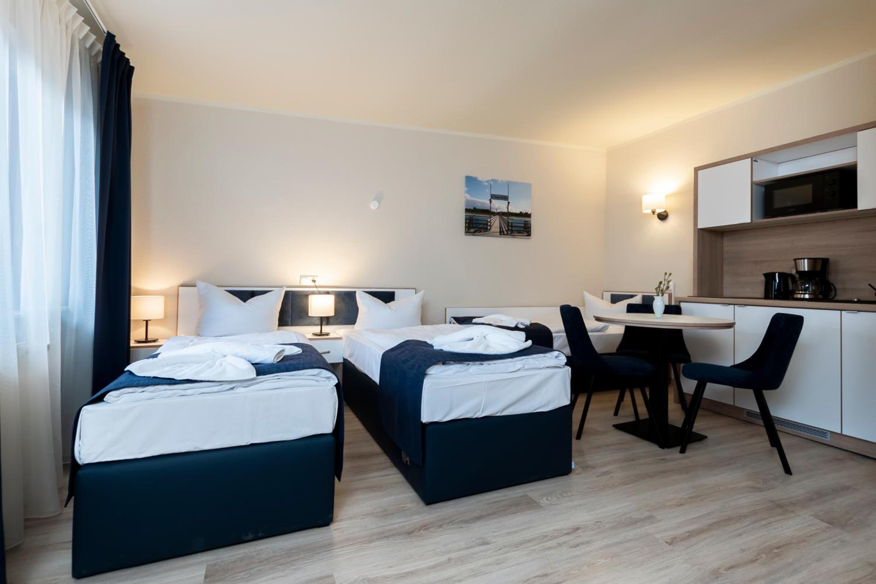 Comfort Triple Room