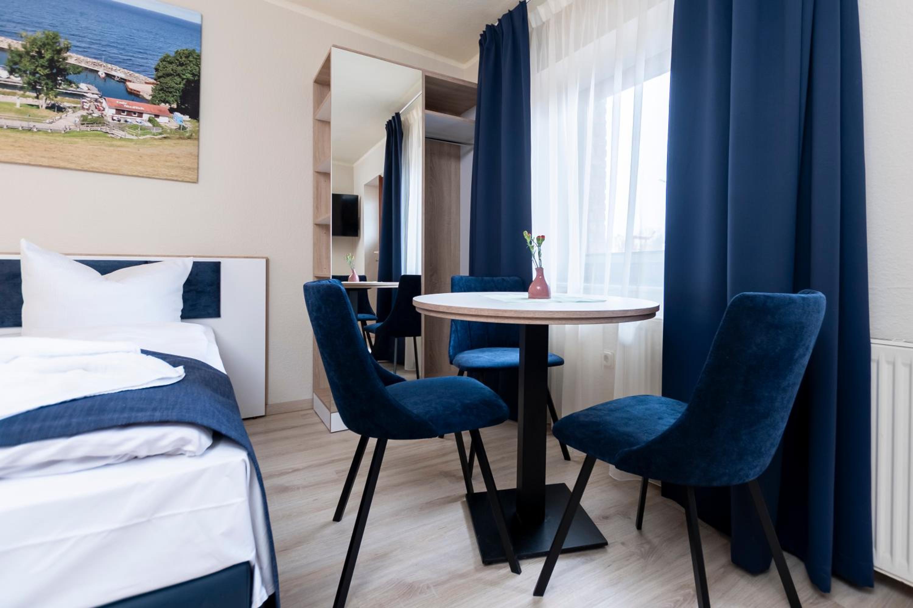 Comfort Triple Room