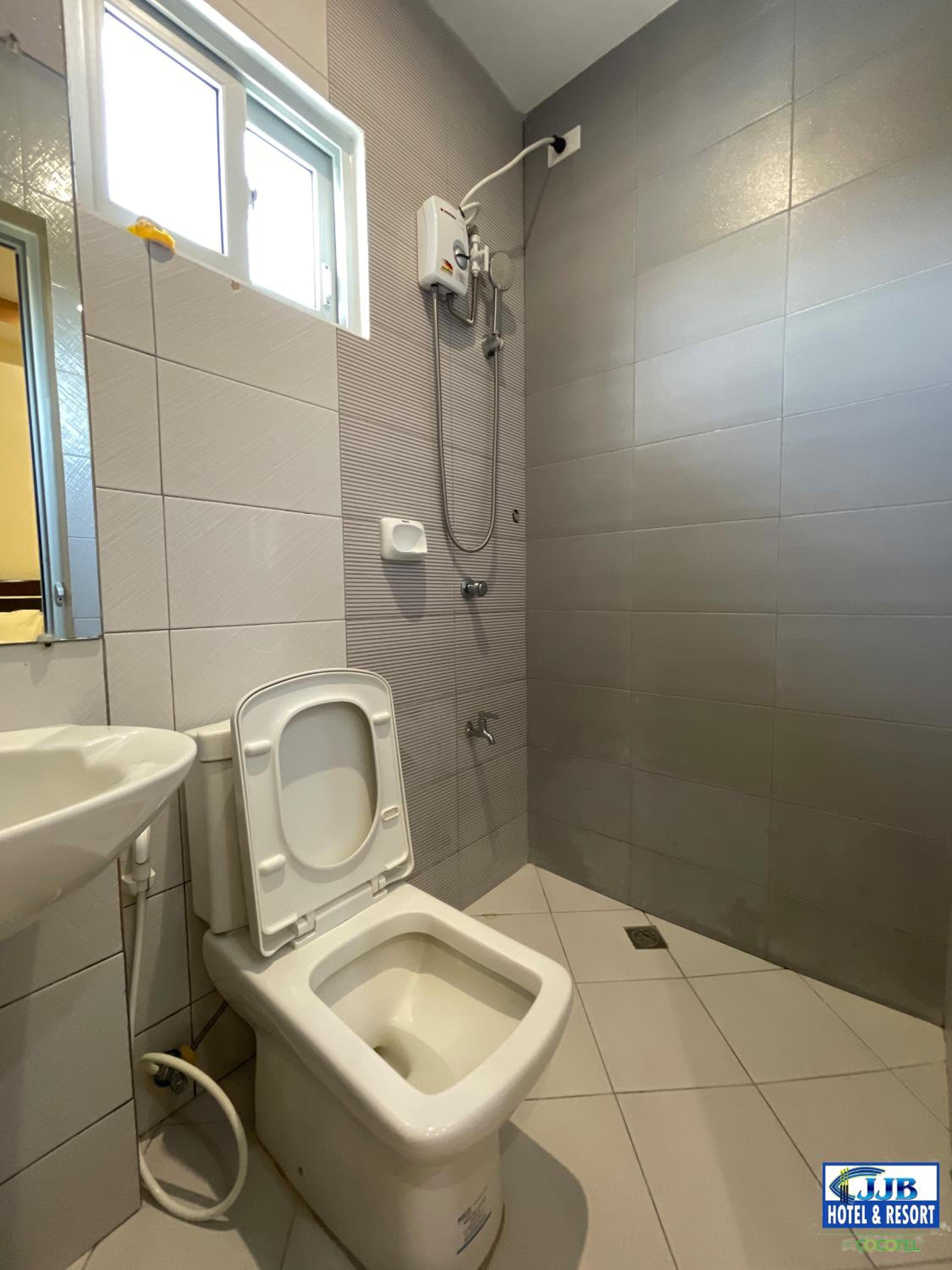Standard Double Room - Photo 5