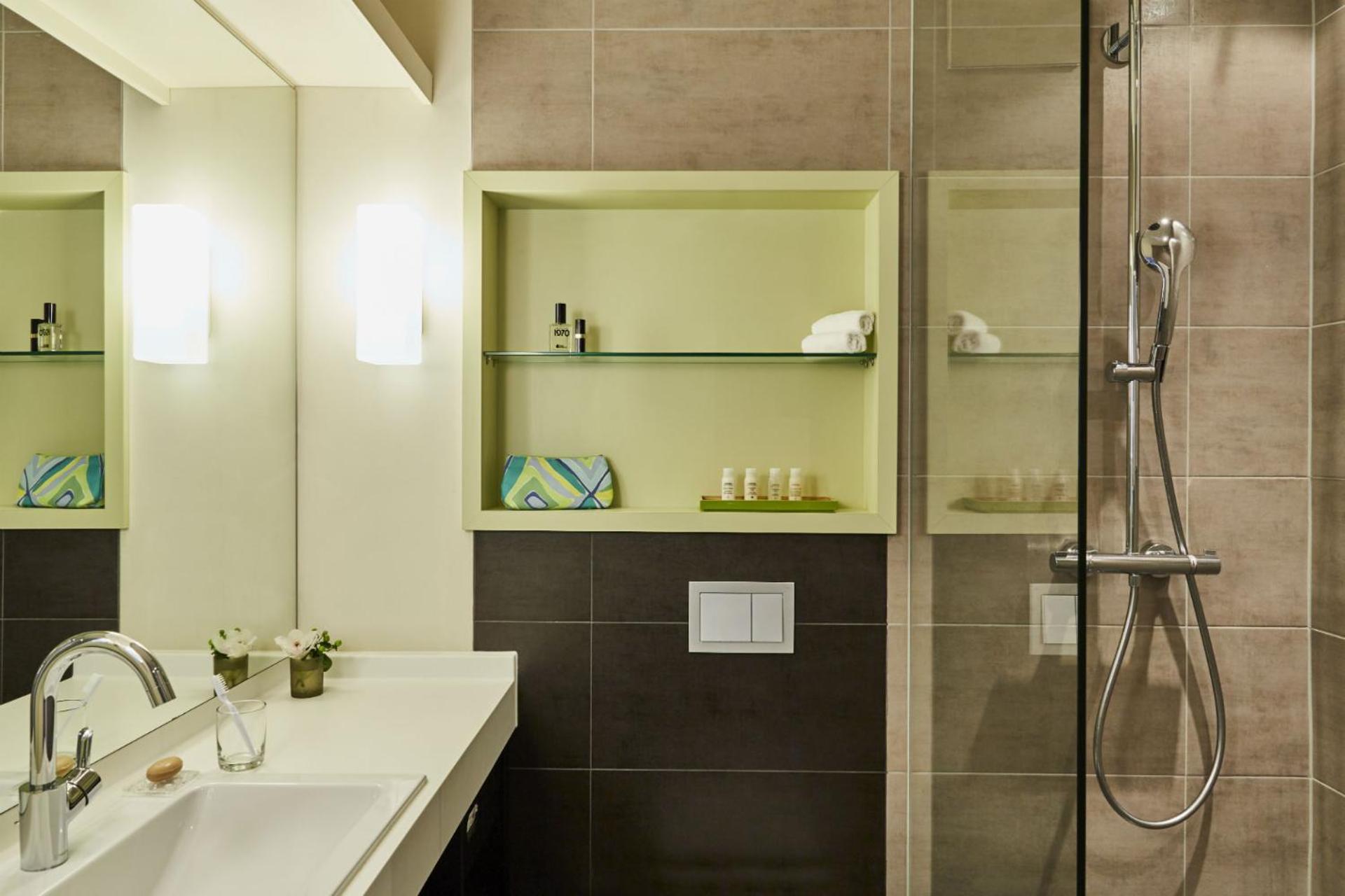 Premium Room - Photo 3