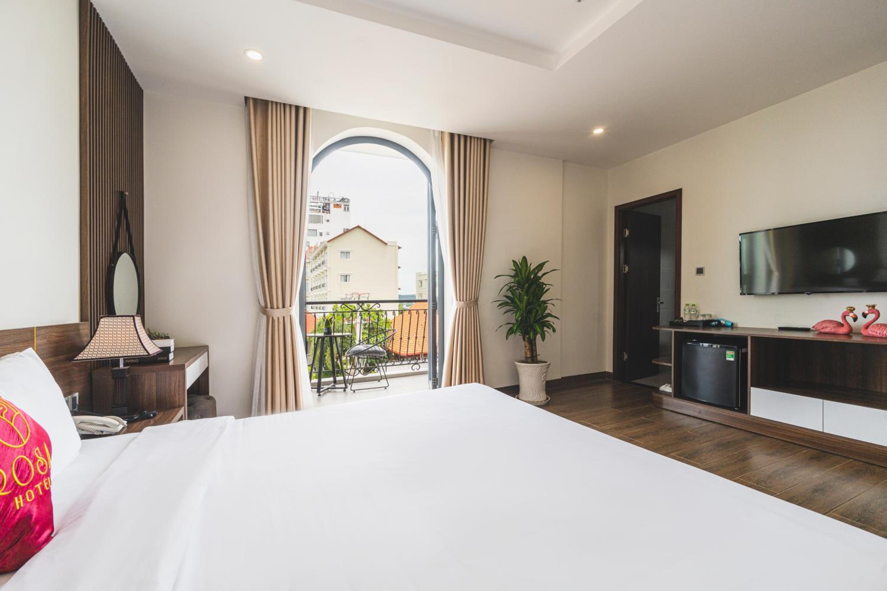 Deluxe Double Room with Sea View - Photo 6