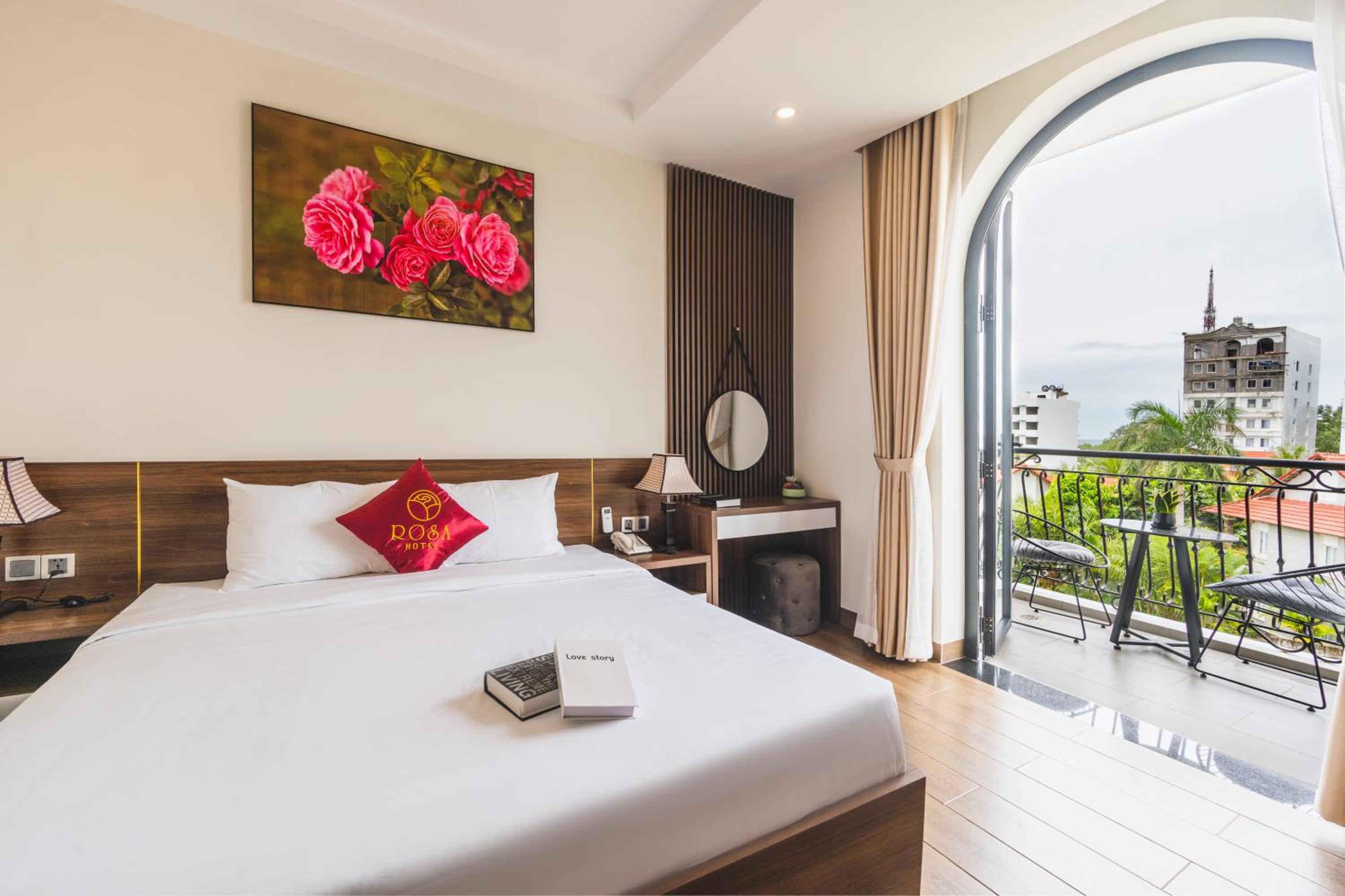 Deluxe Double Room with Sea View - Photo 4