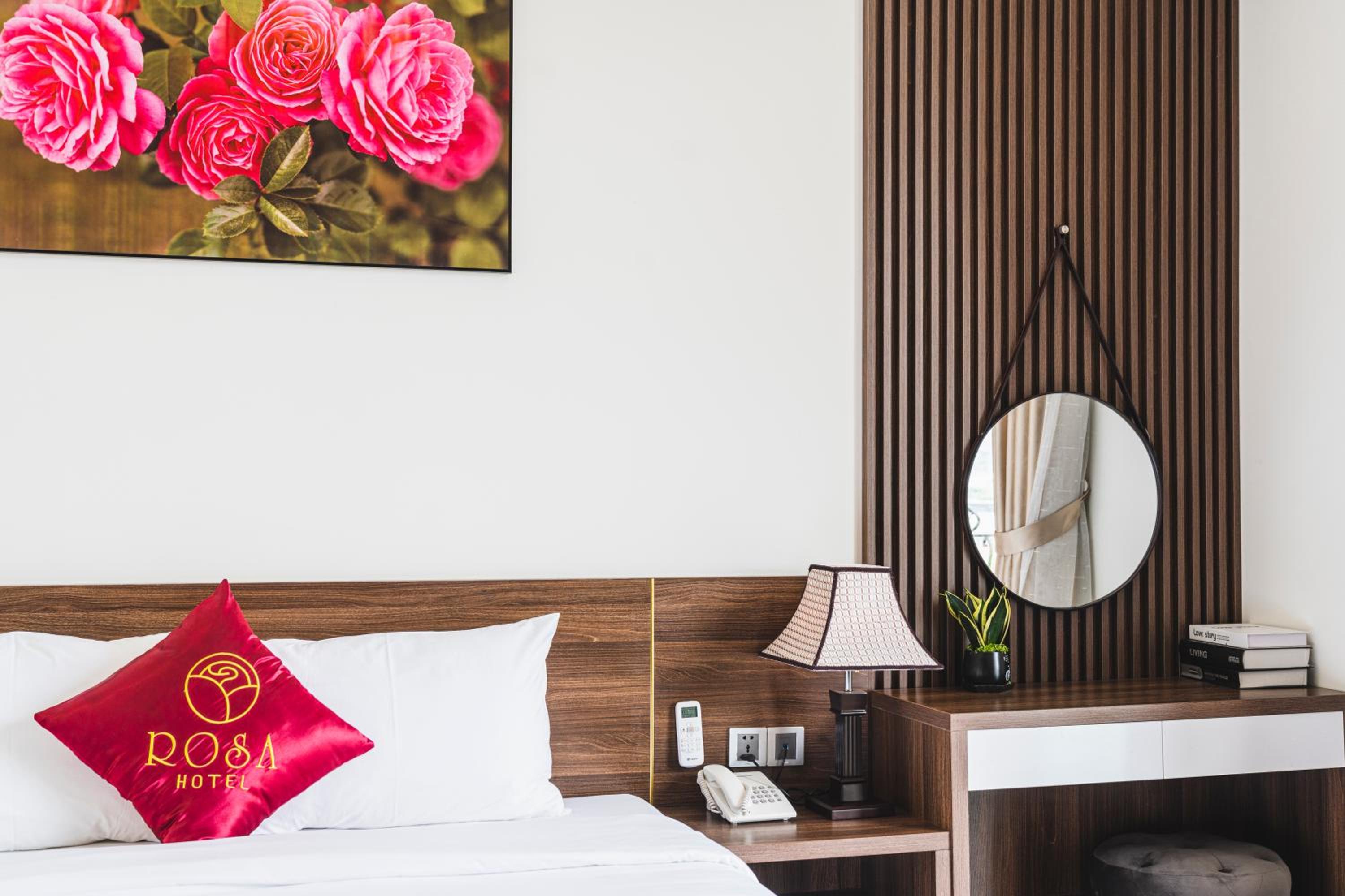 Deluxe Double Room with Sea View - Photo 5