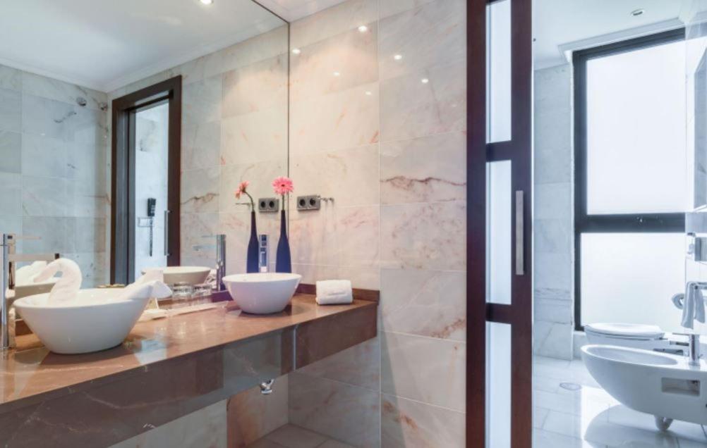 Premium Room - Photo 2