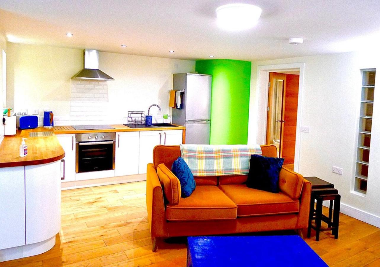 One-Bedroom Apartment - Photo 10