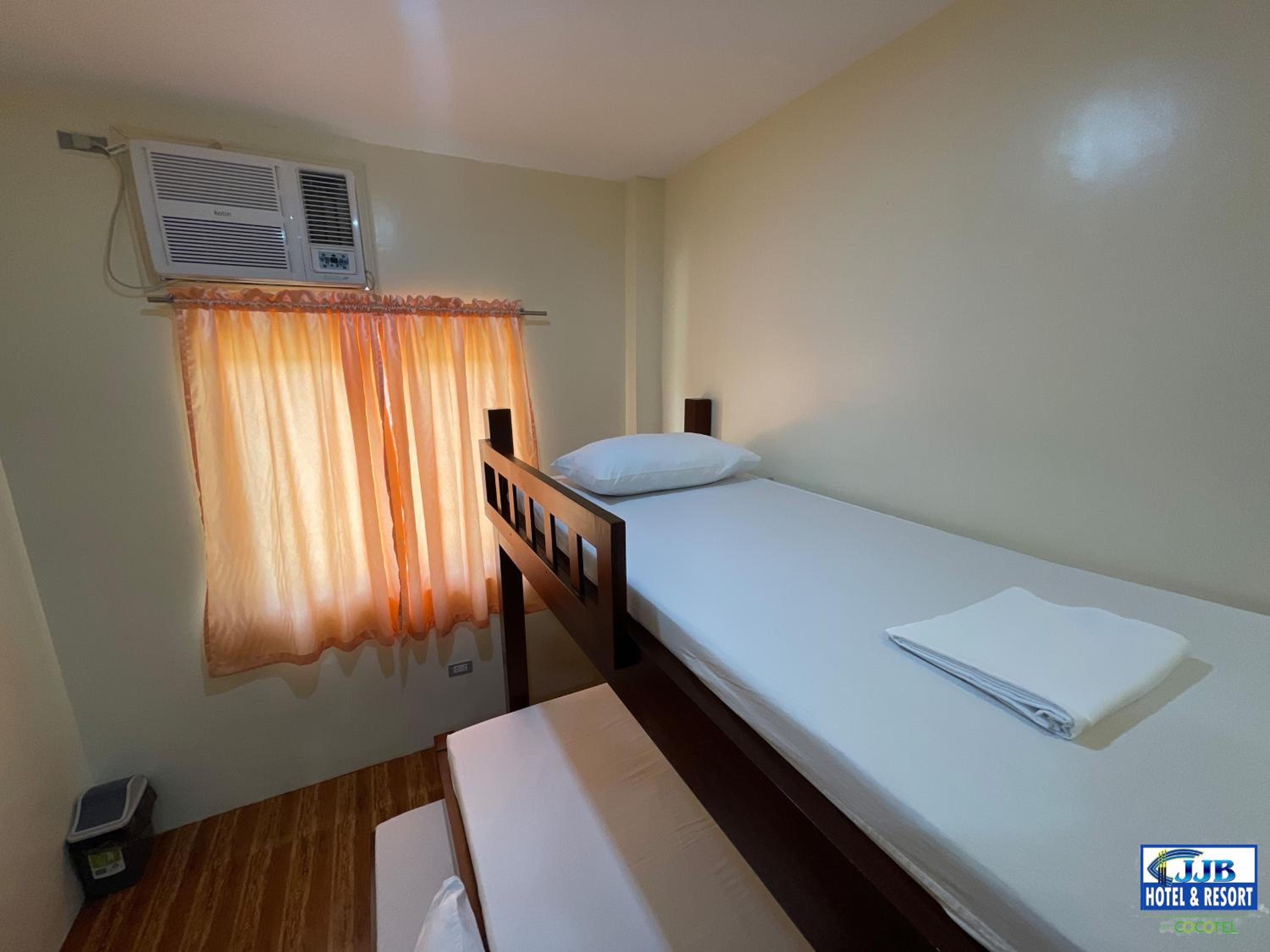 Apartment - Photo 2