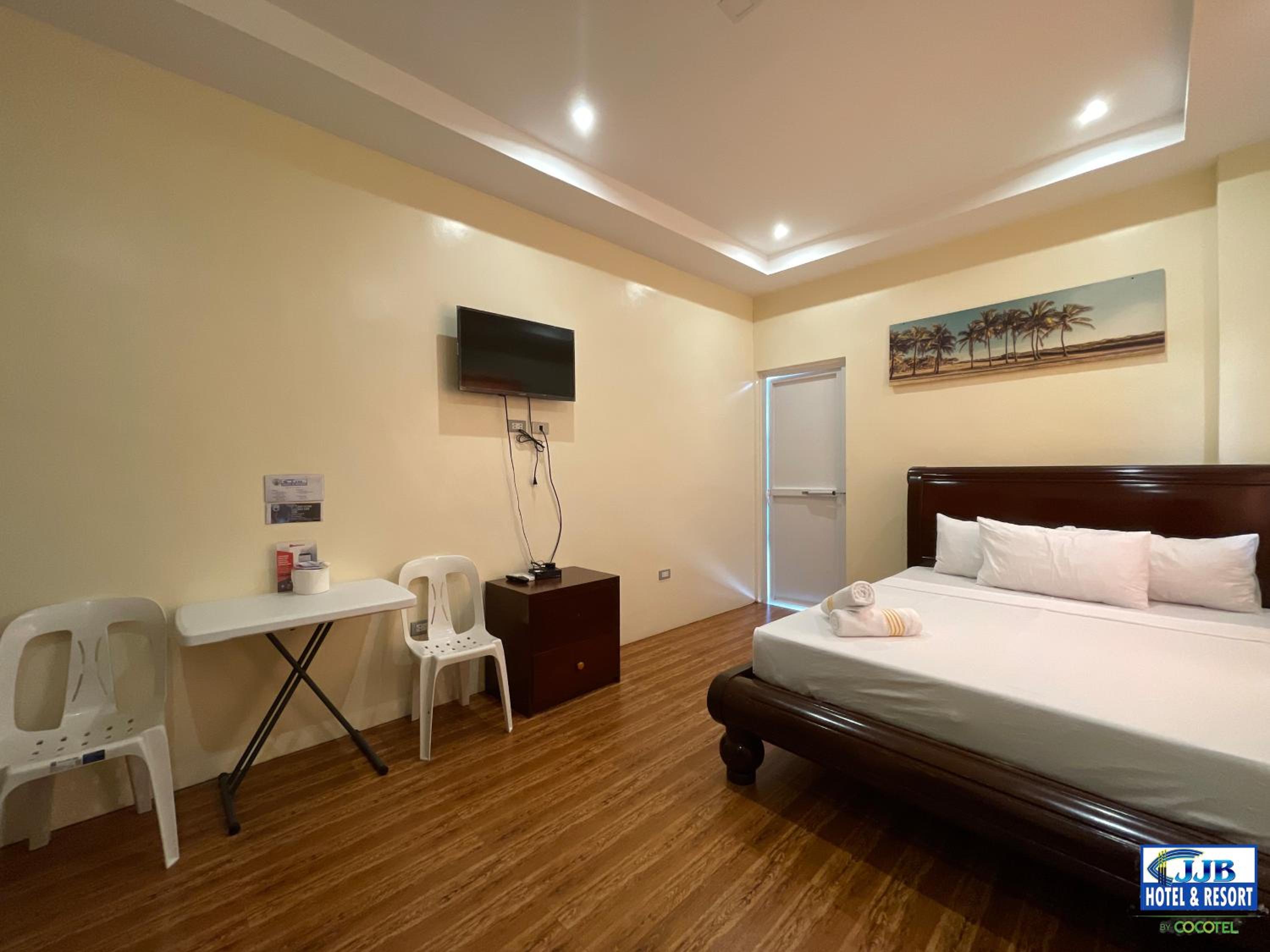 Deluxe Room - Photo 3
