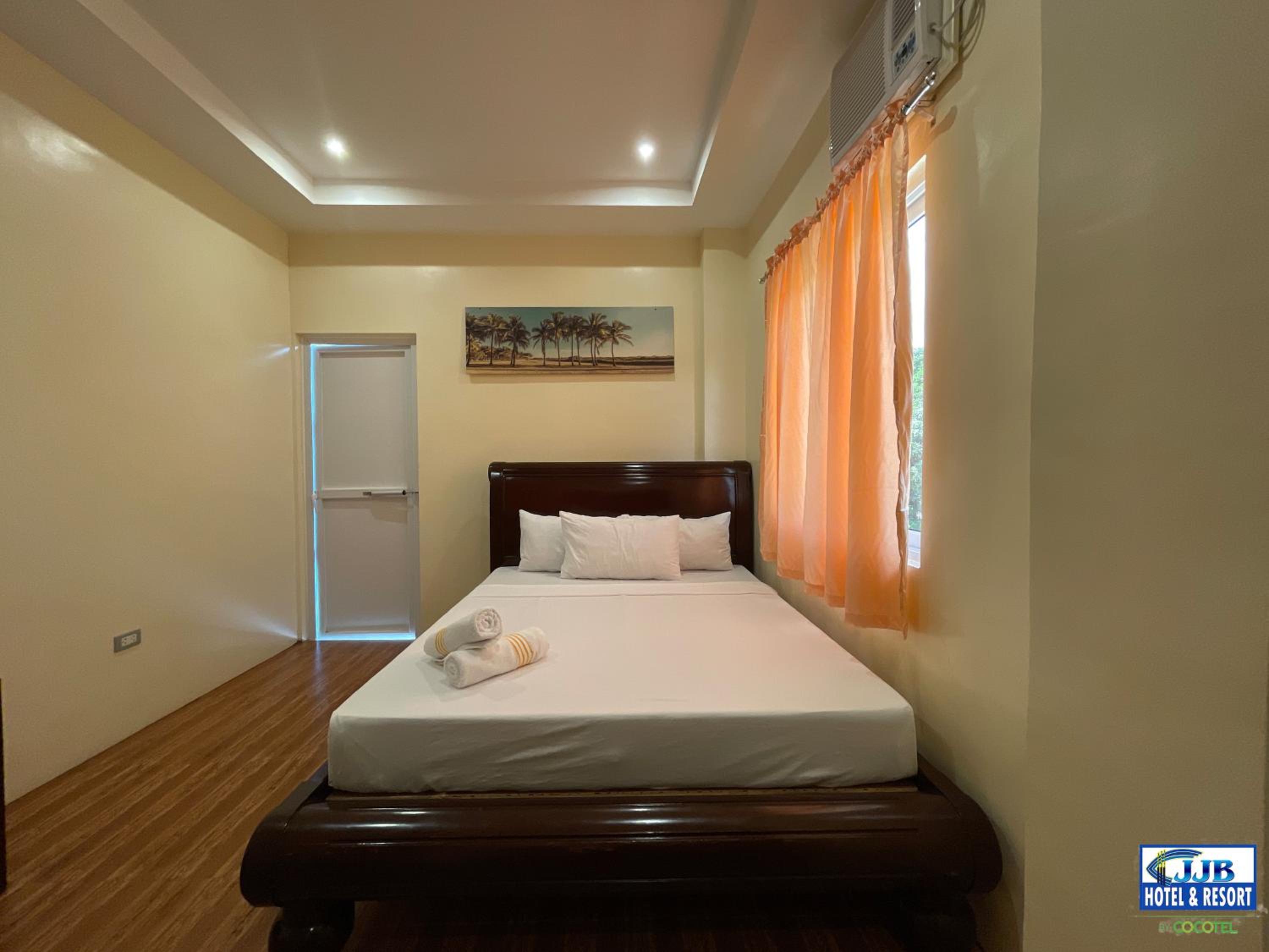 Deluxe Room - Photo 1