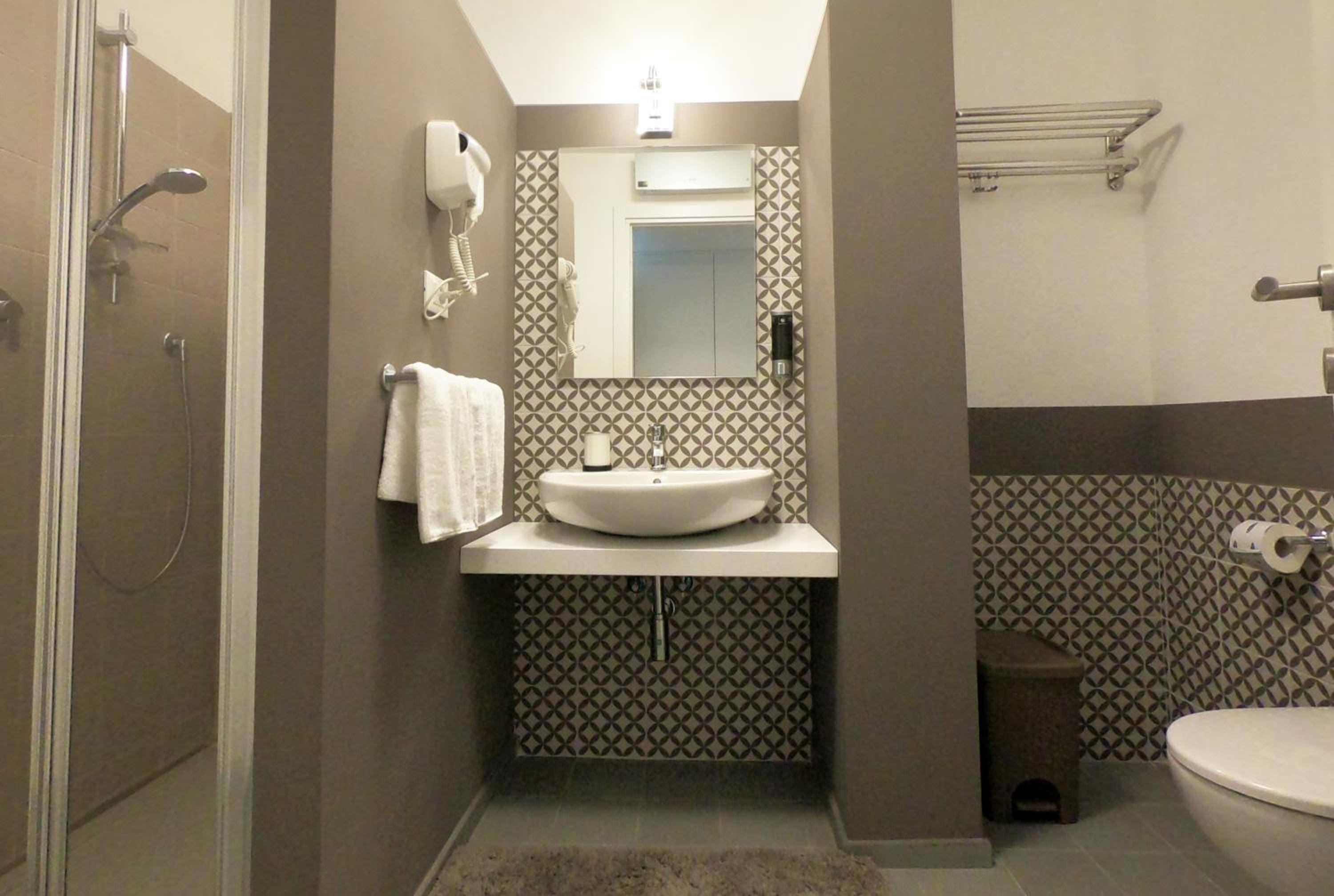 Two-Bedroom House photo 3