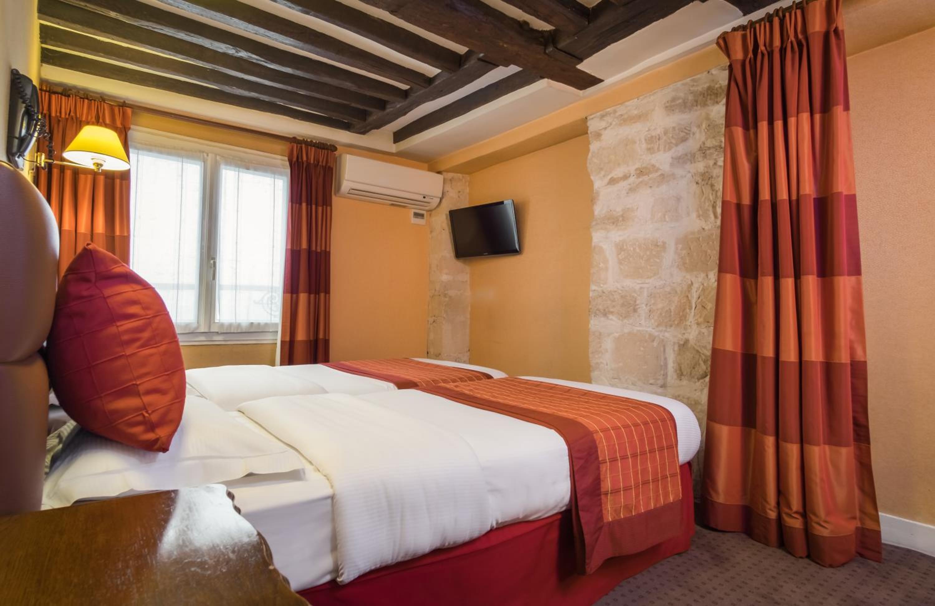 Superior Double Room photo 2