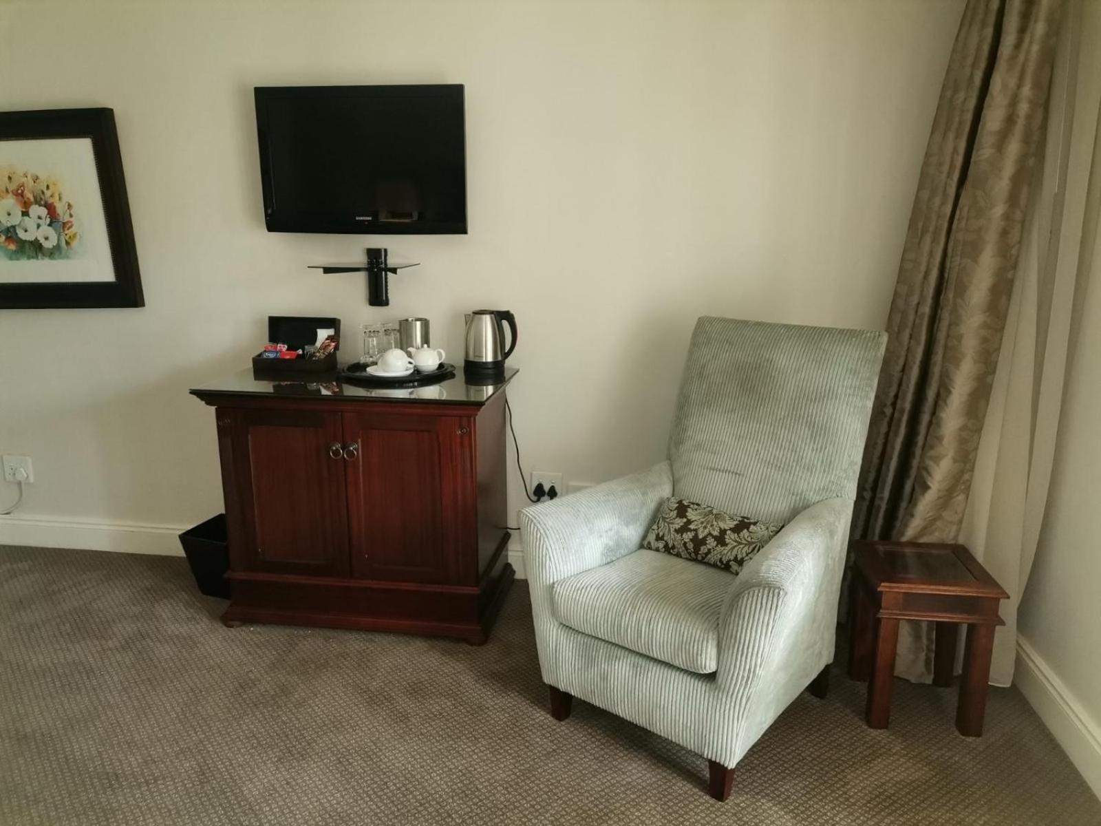 Deluxe Suite photo 3