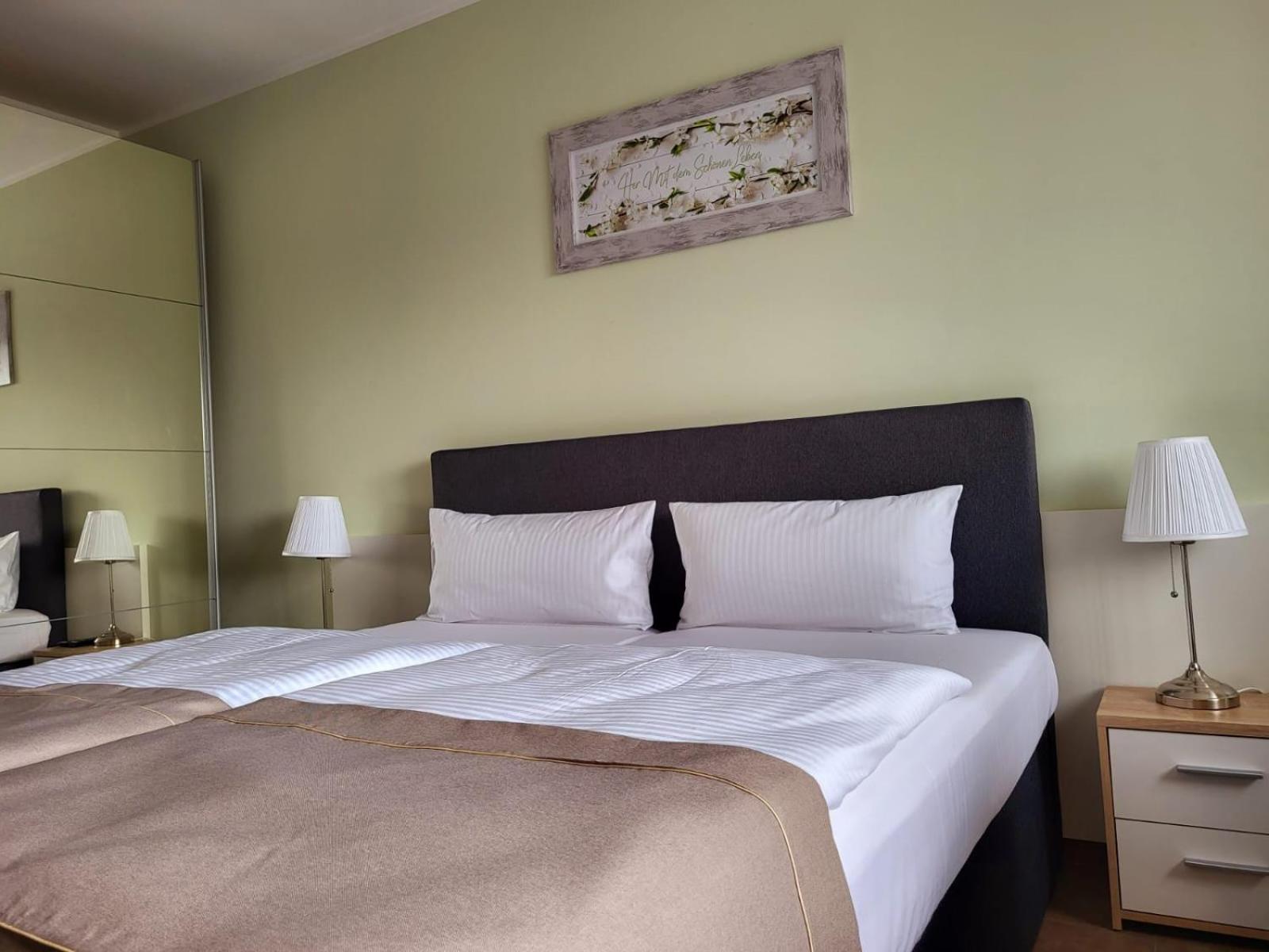 Double Room - Disability Access - Photo 2