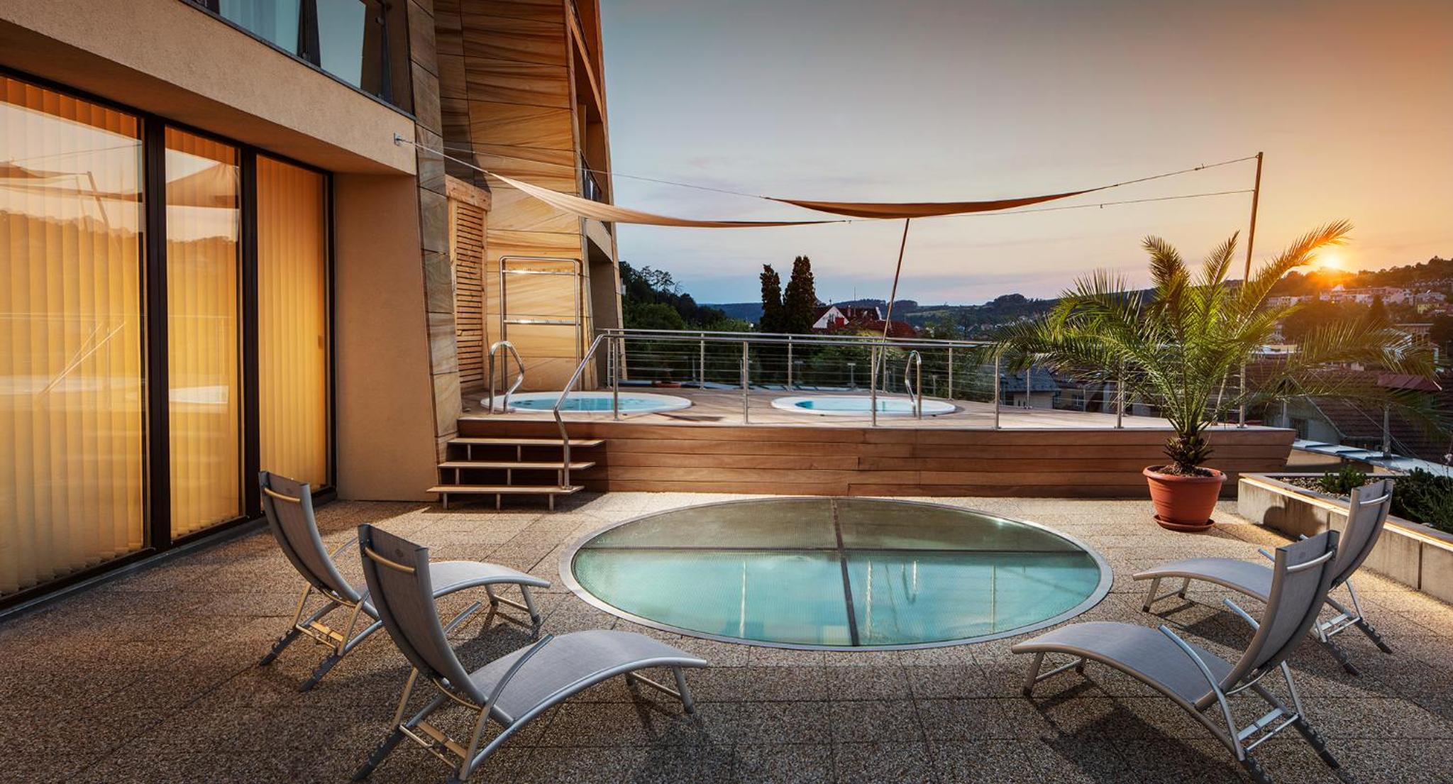 Special Offer - Deluxe Double Room with Four Wellness Days photo 1