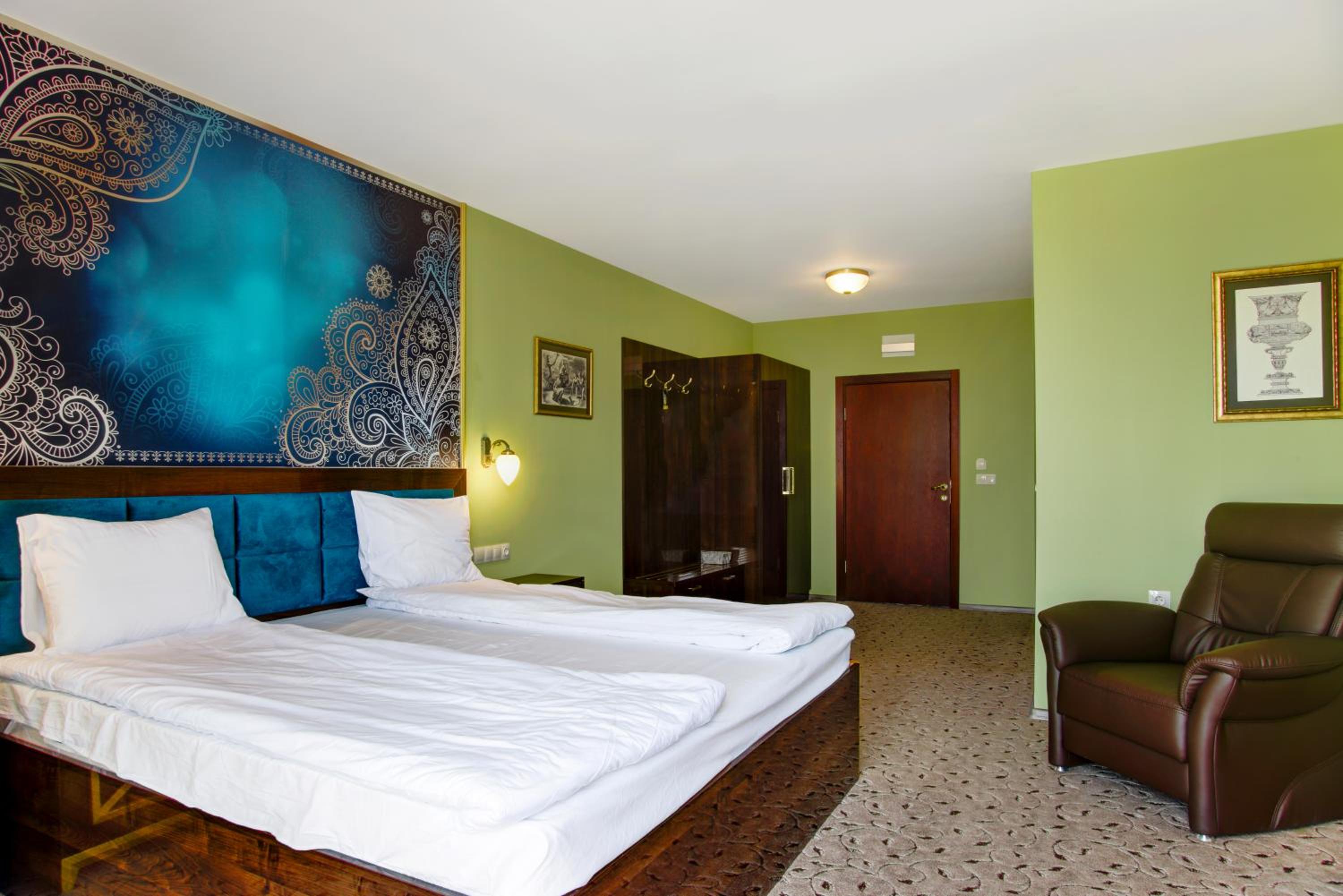 Double Room with Pool View photo 2
