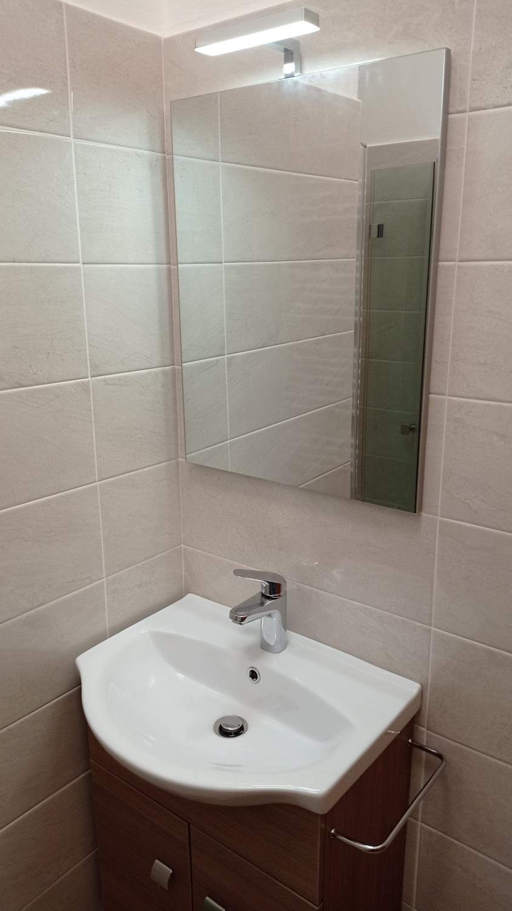 Quadruple Room with Private External Bathroom - Photo 5