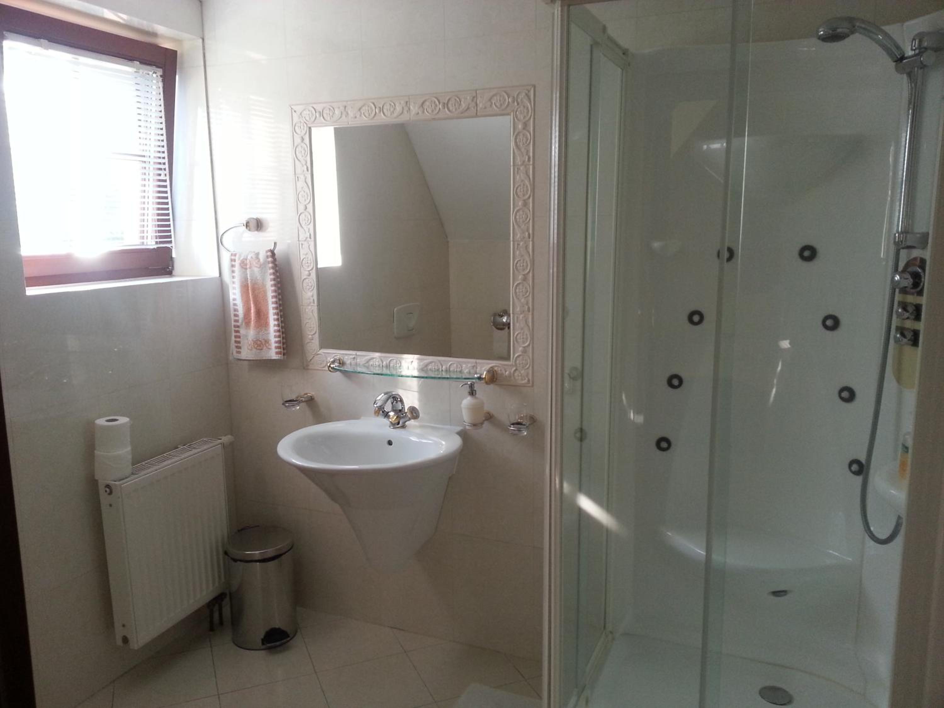 Apartment - Photo 4