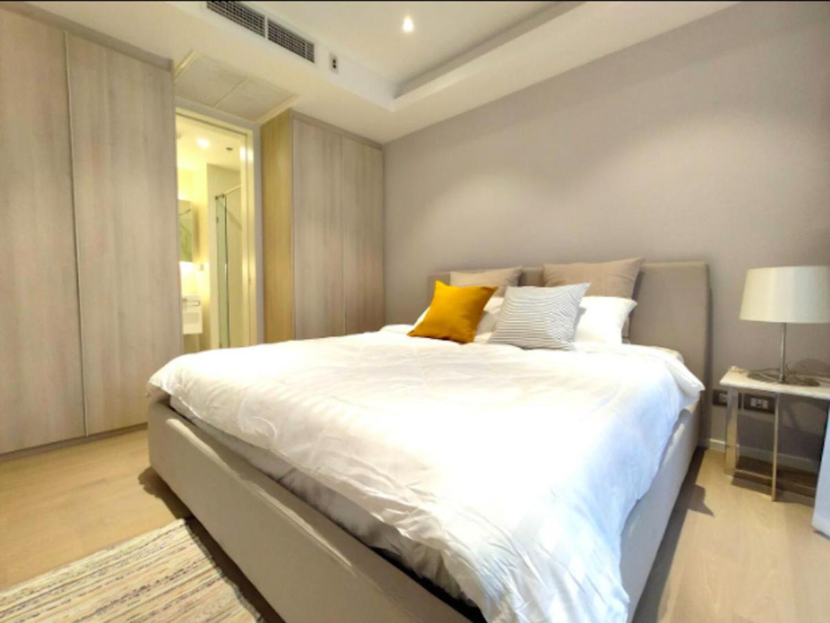 One-Bedroom Apartment photo 3