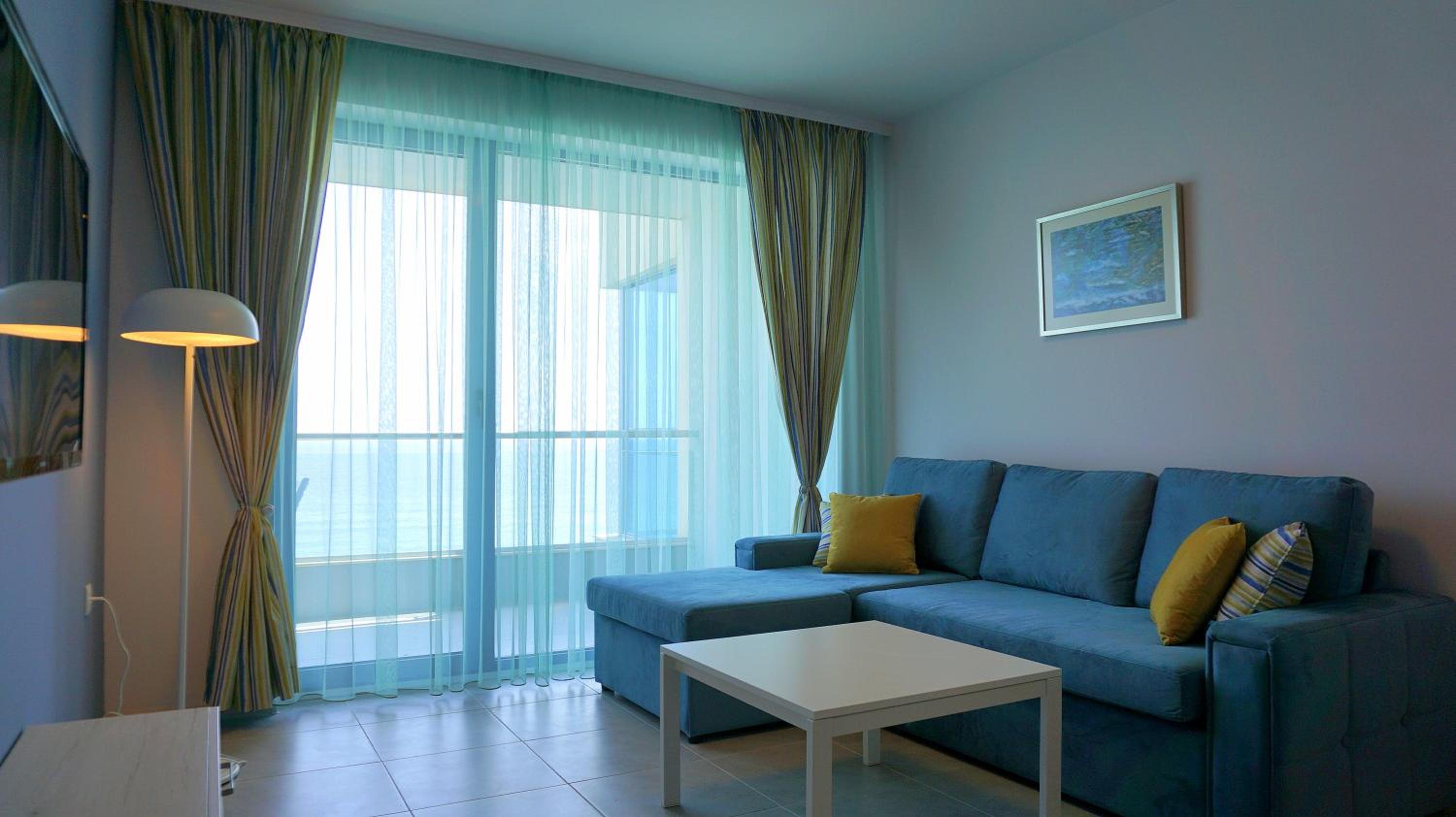 Apartment with Sea View photo 2