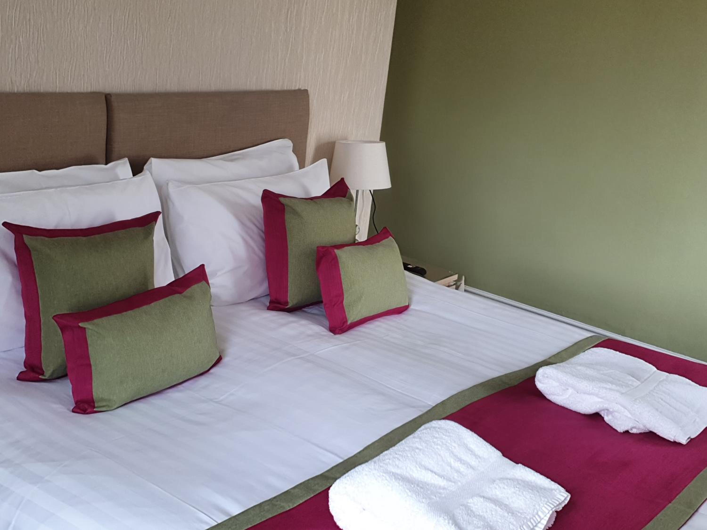 Superior Double or Twin Room photo 2