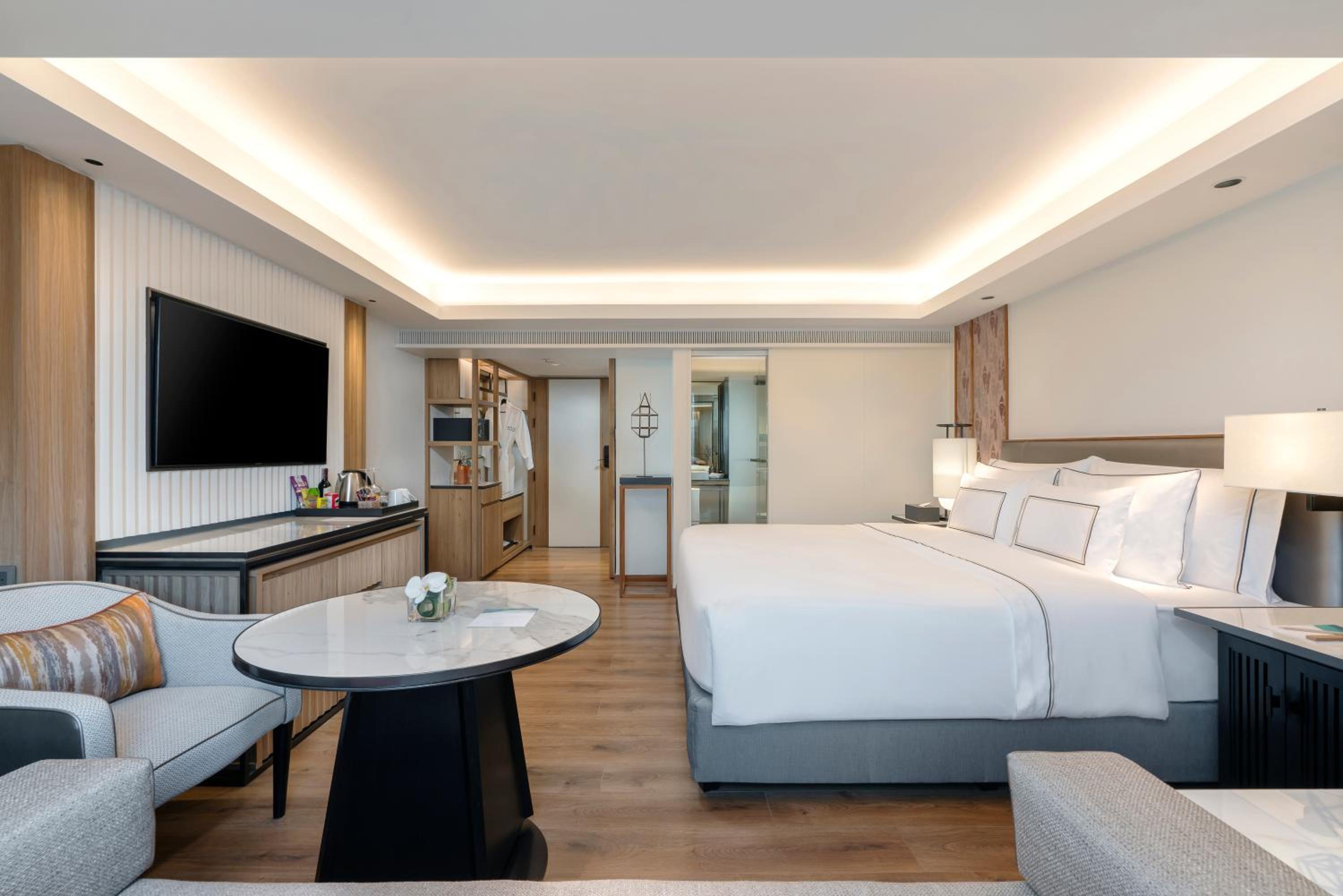 Deluxe Room - Photo 1