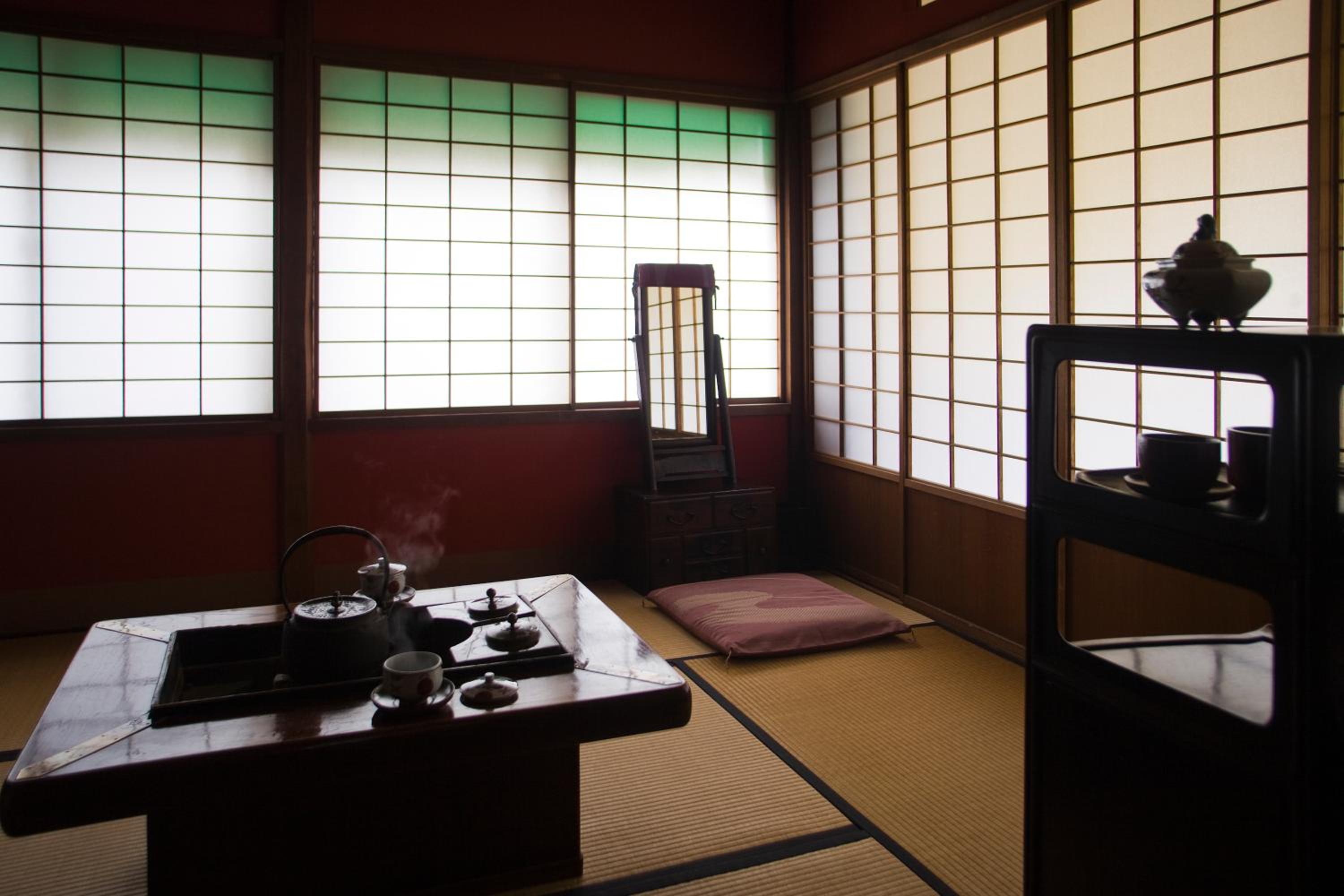 Japanese-Style Deluxe Corner Twin Room with Private Toilet photo 2