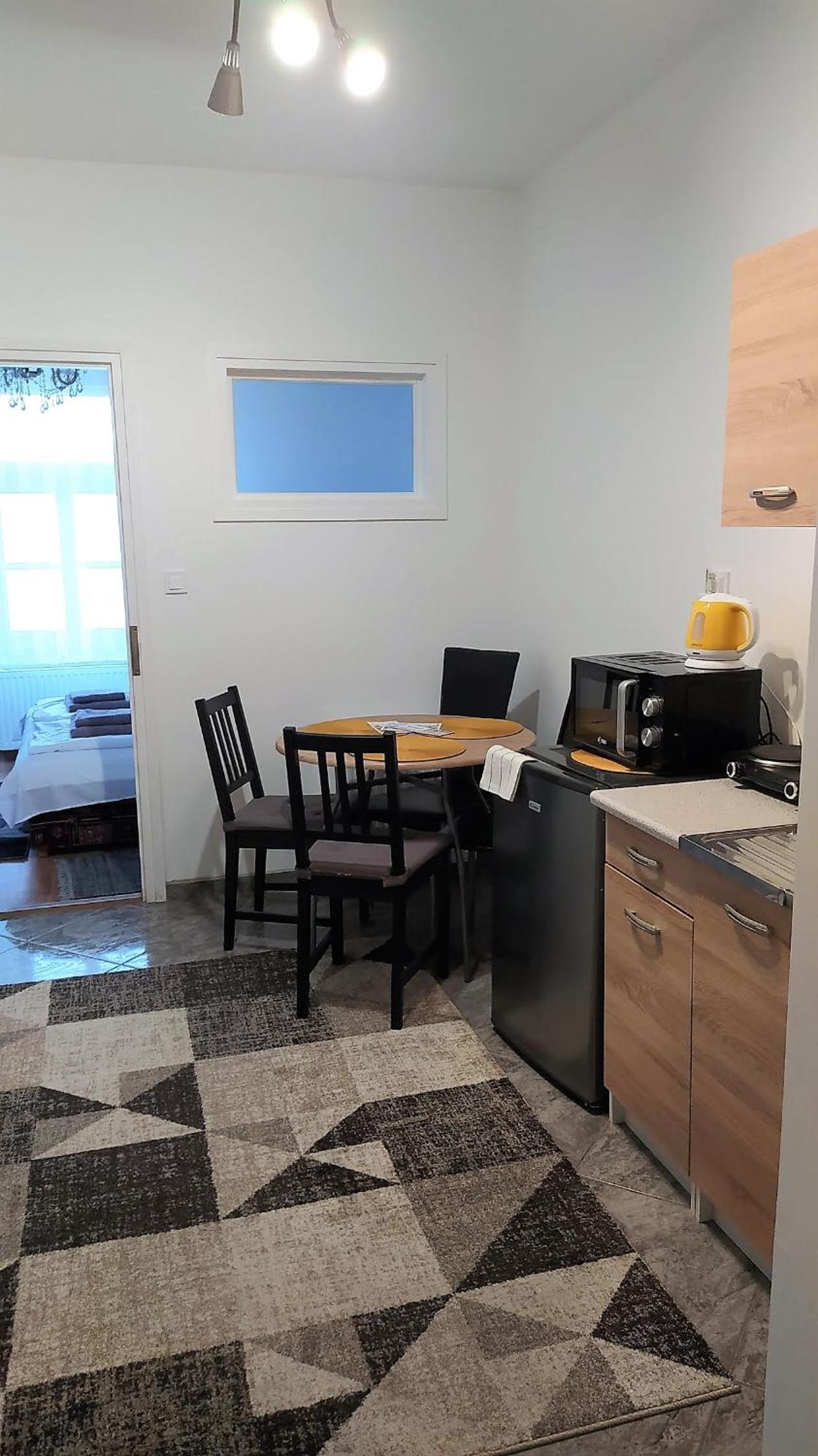 Apartment - Photo 9