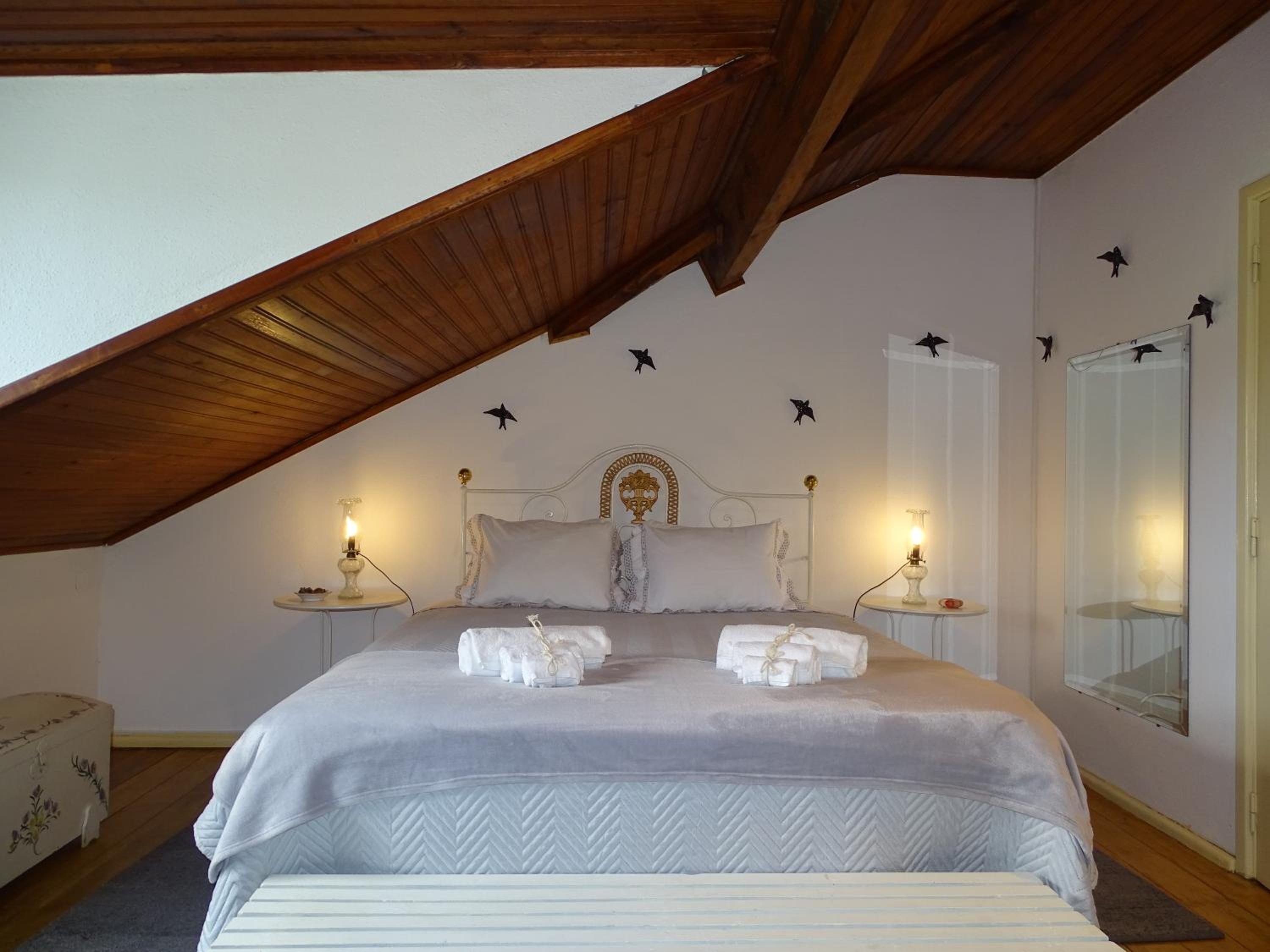 Standard Double Room with Shared Bathroom
