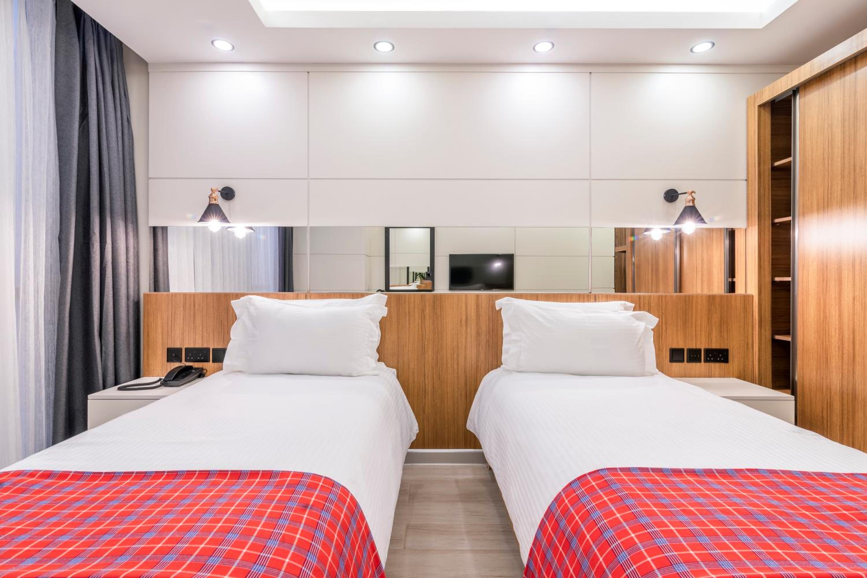Superior Twin Room - Photo 1