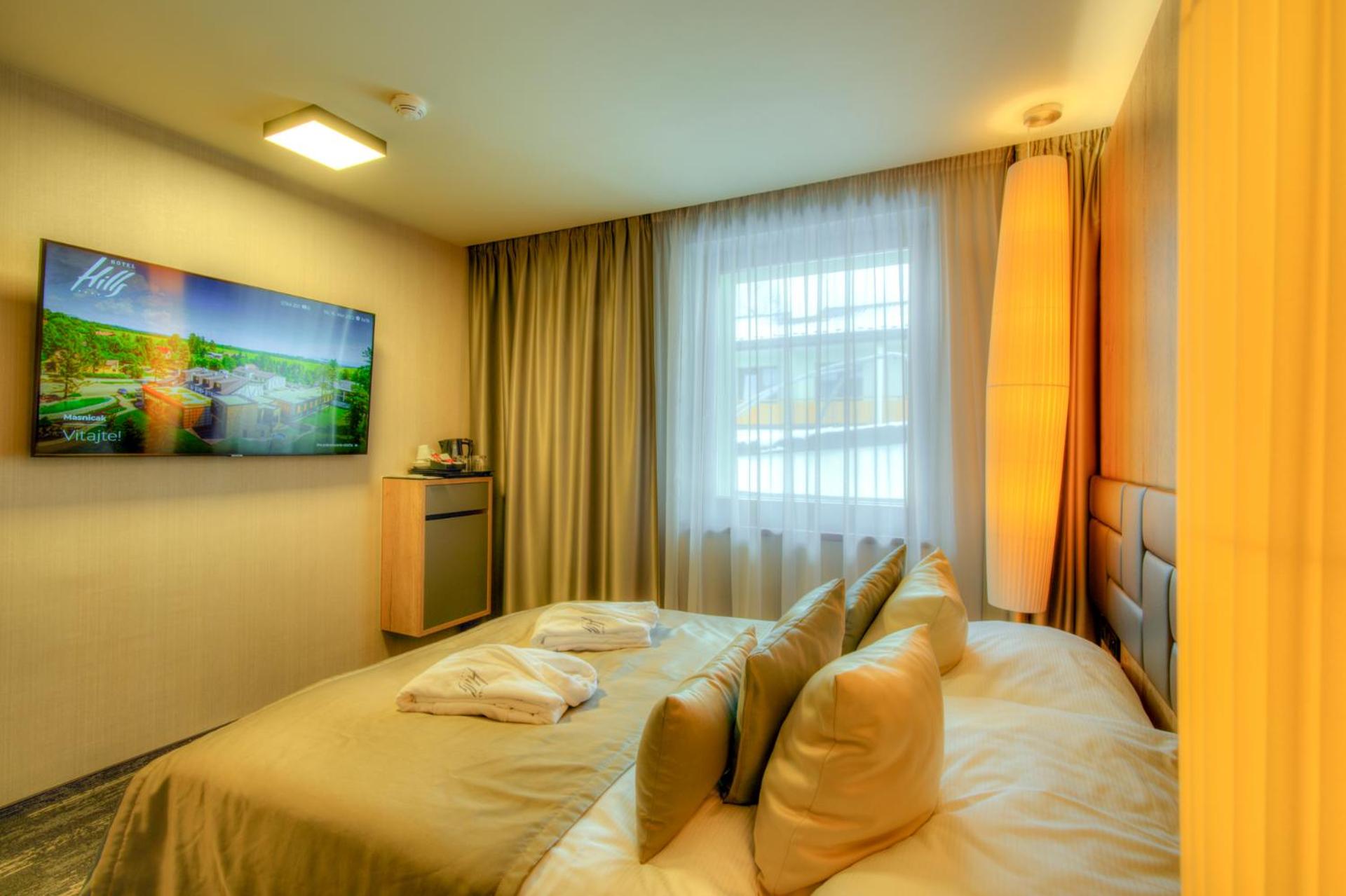 Standard Double Room - Photo 6