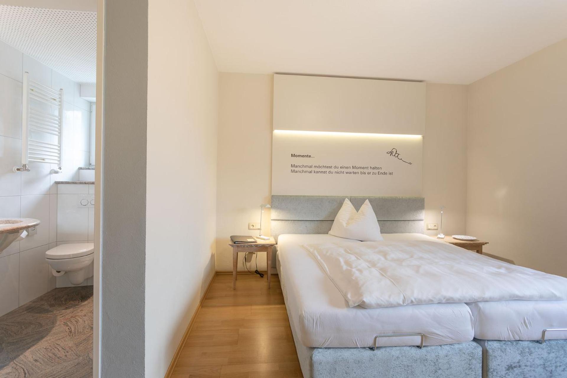 Double Room - Photo 3