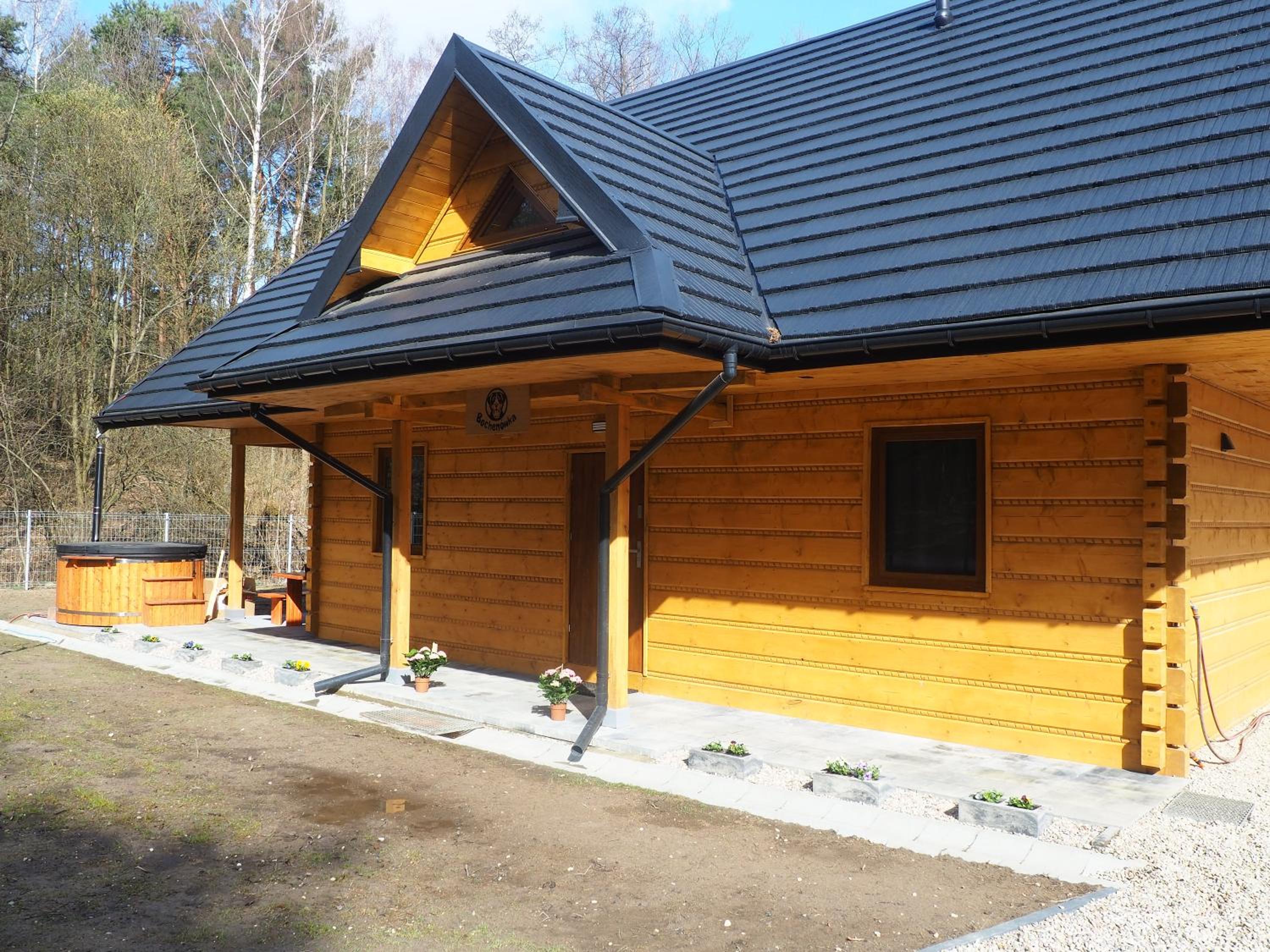 Five-Bedroom House photo 2