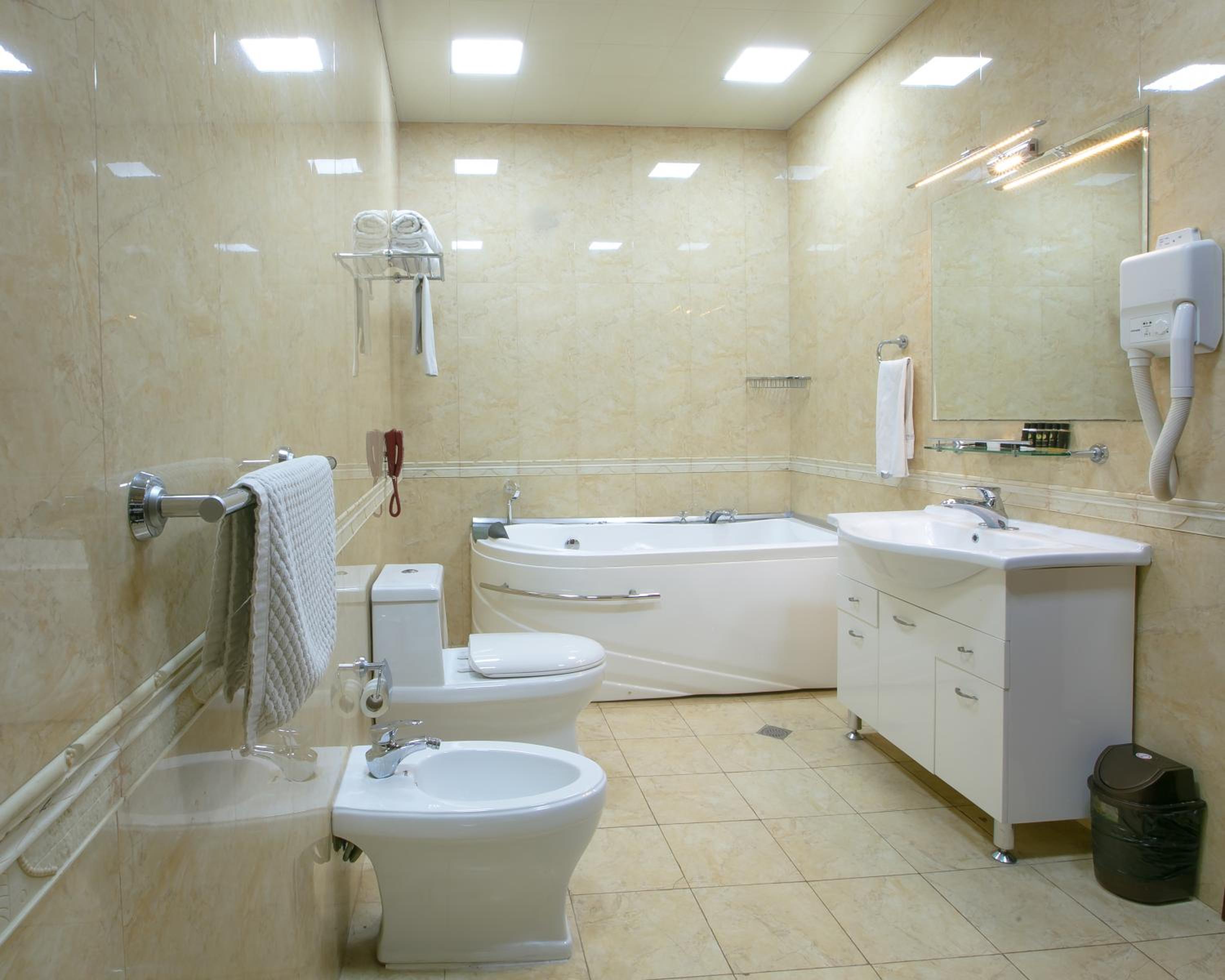 Deluxe Triple Room photo 3