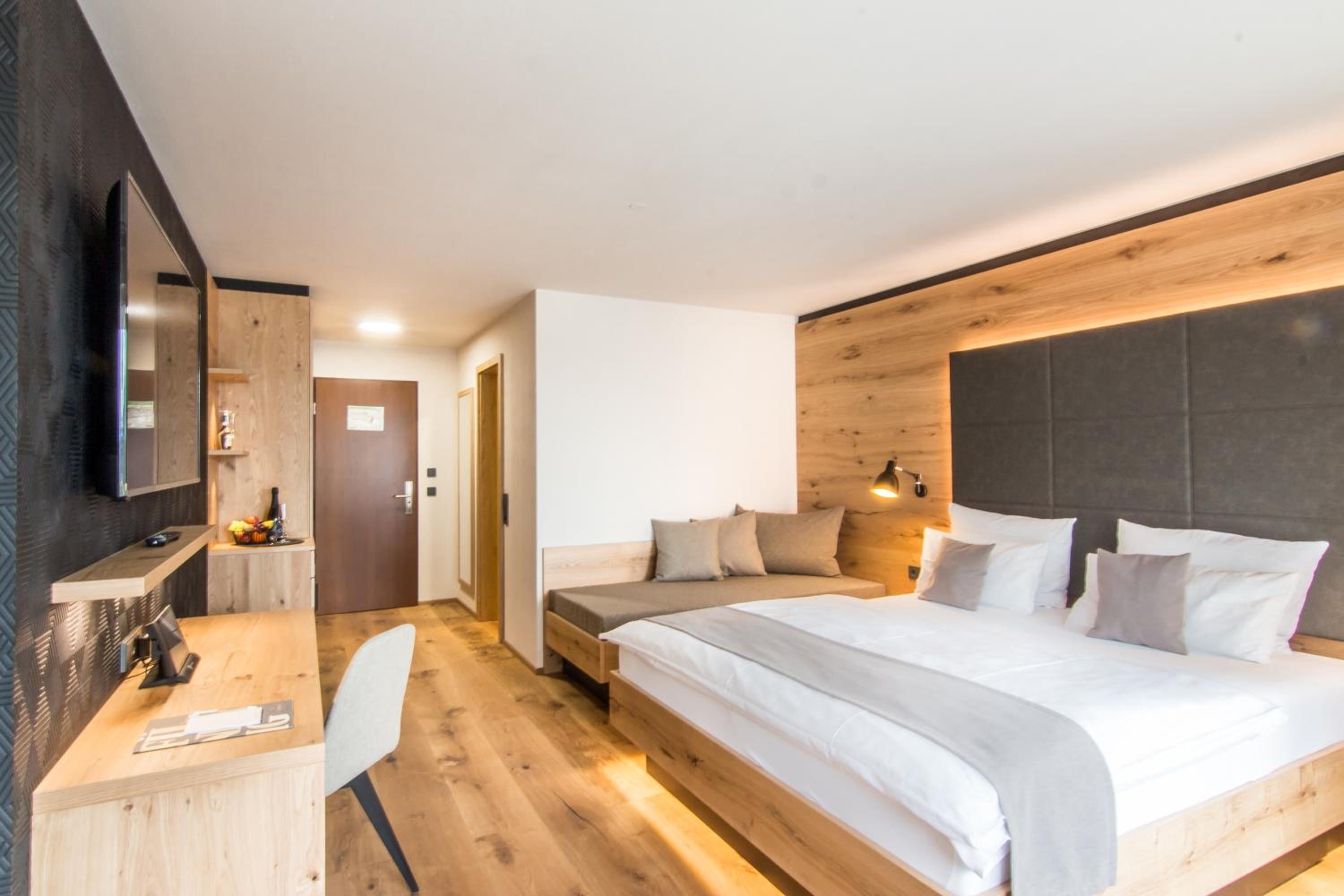 Deluxe Double Room with Balcony