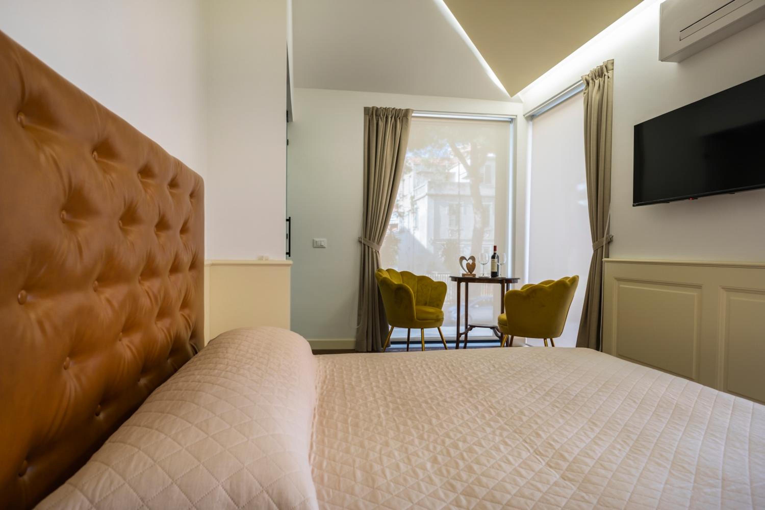 Standard King Room
