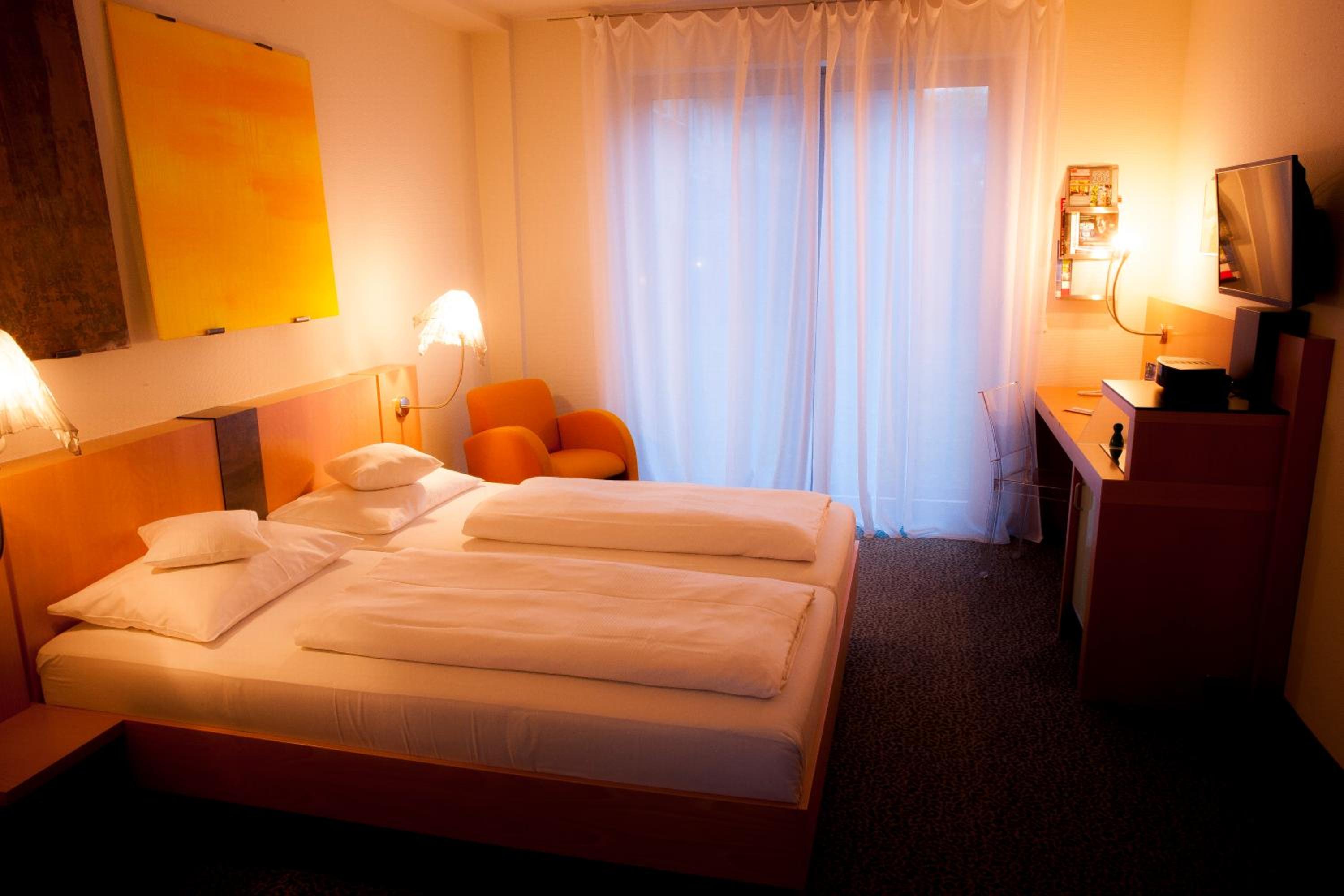 Comfort Double Room - Photo 4