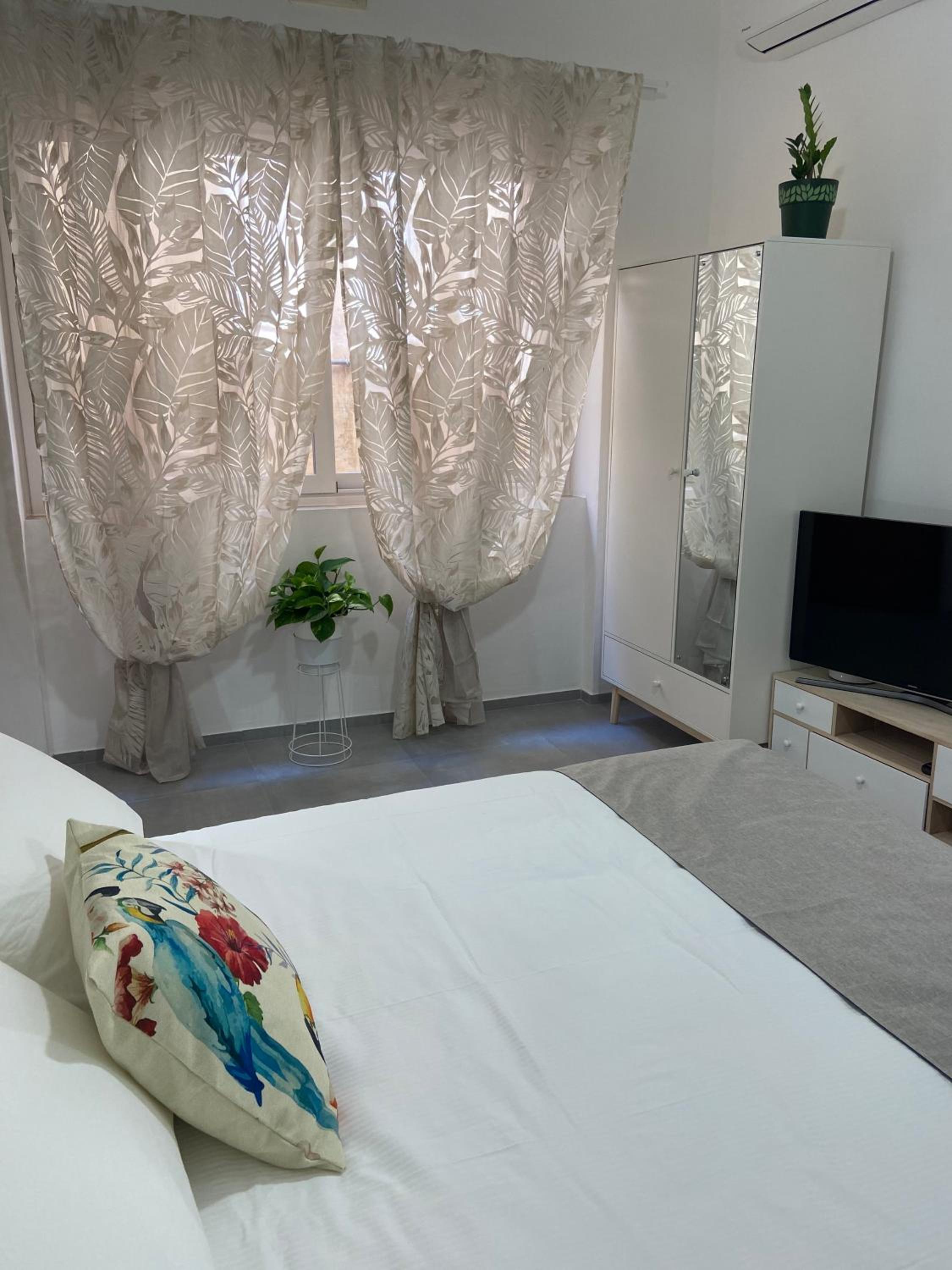 One-Bedroom House photo 2