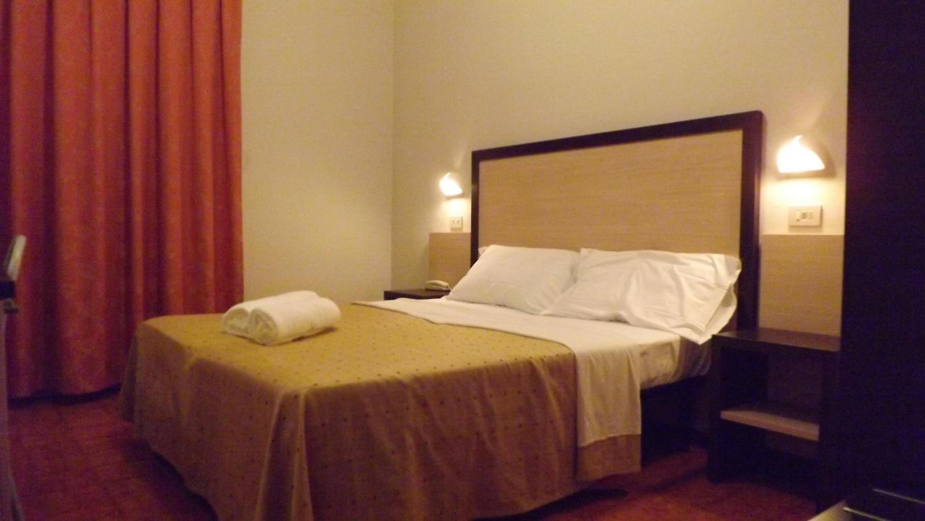 Economy Quadruple Room photo 3