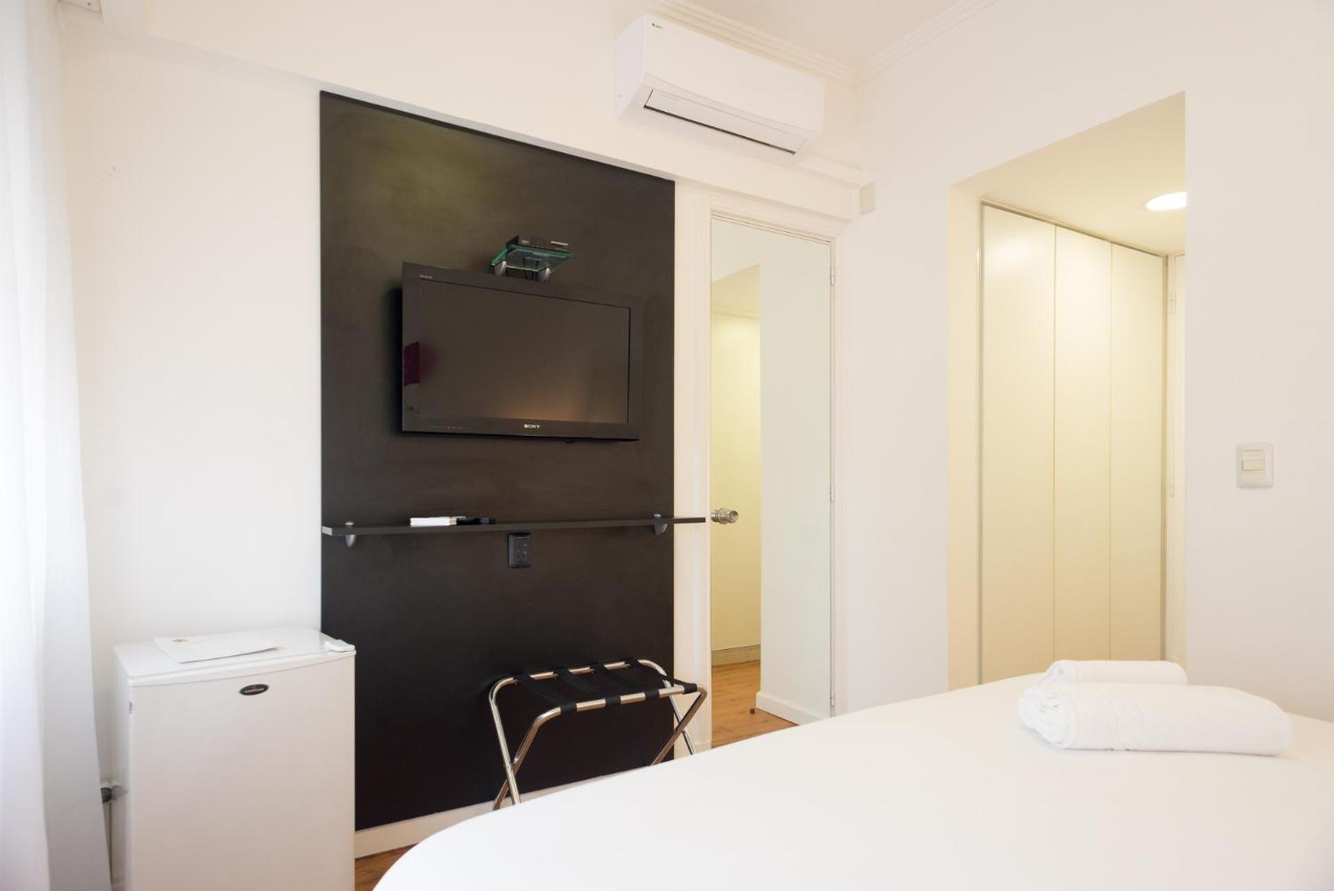 Standard Double Room - Photo 4