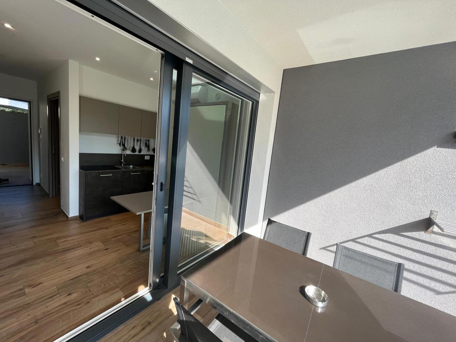 Studio Apartment photo 2