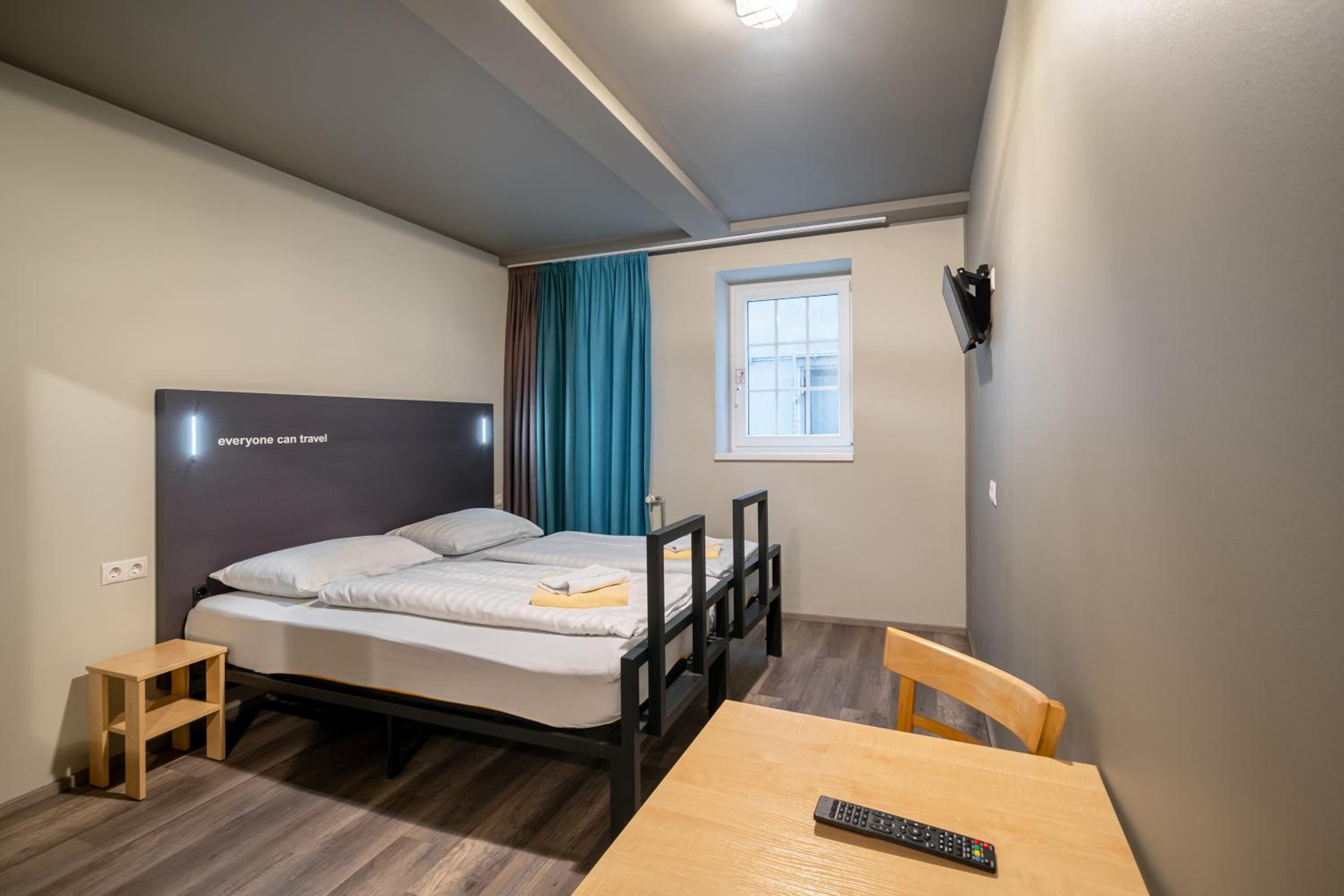 Twin room for Single use photo 2