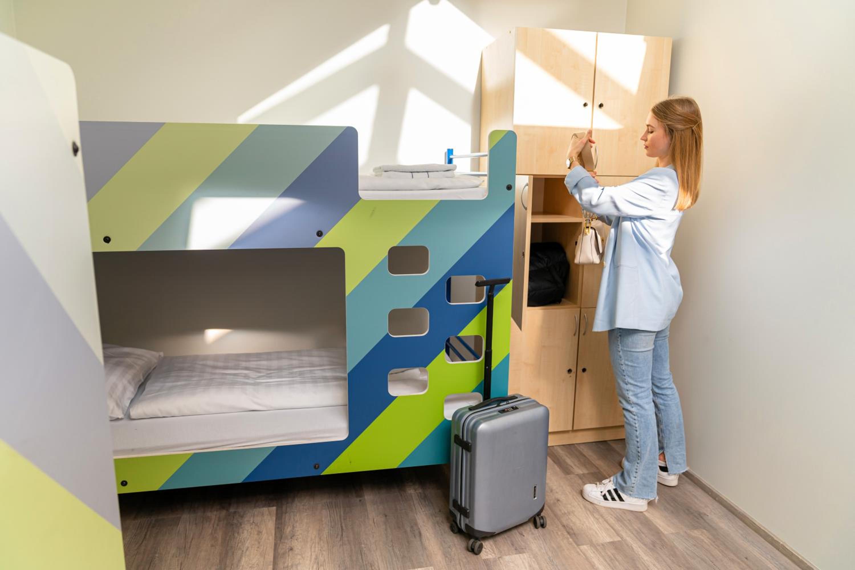 Bed in 8-Bed Dormitory Room photo 2