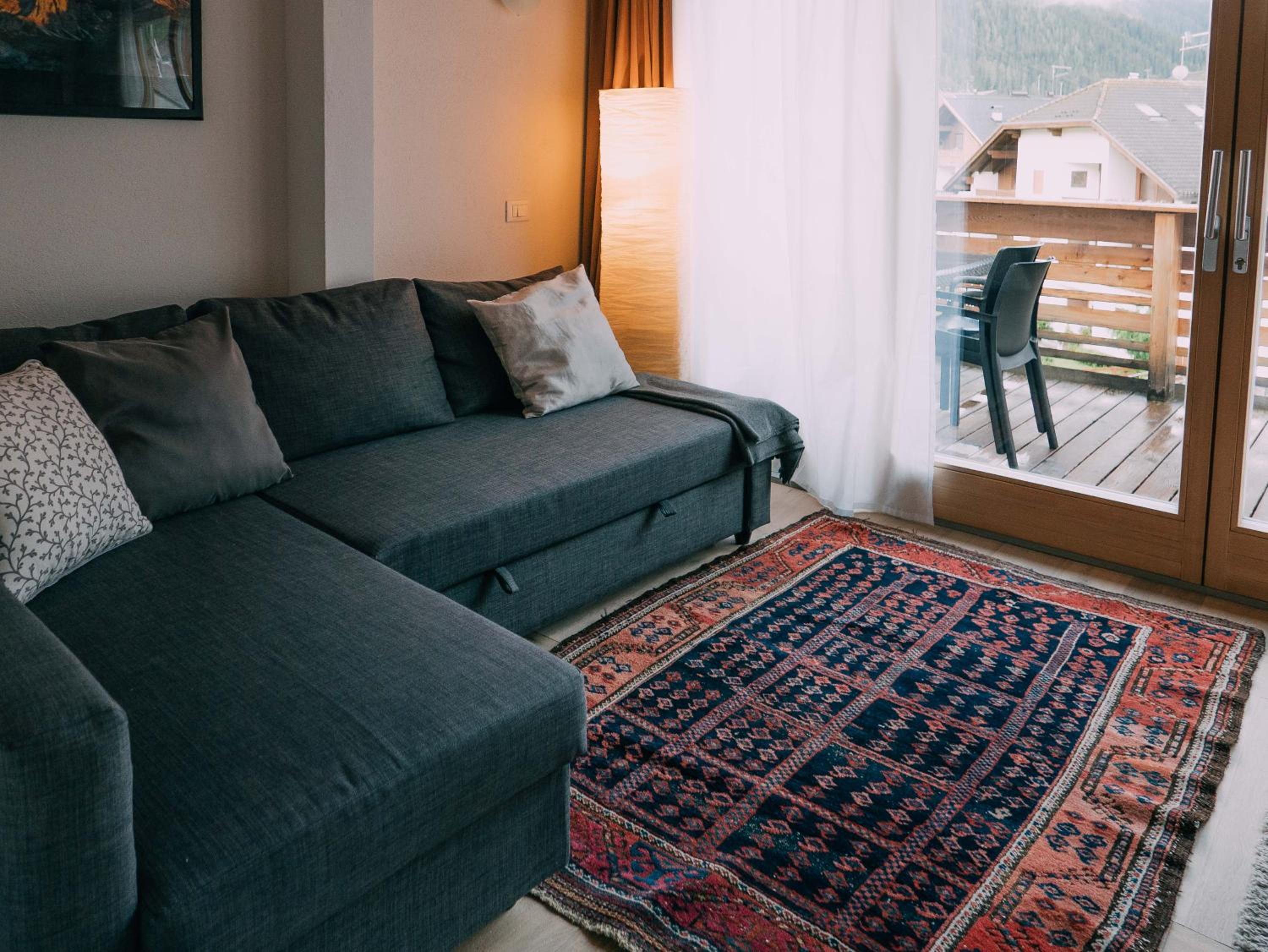 One-Bedroom Apartment photo 2