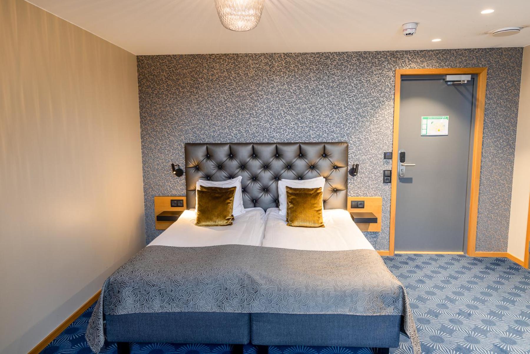 Deluxe Twin Room - Photo 1