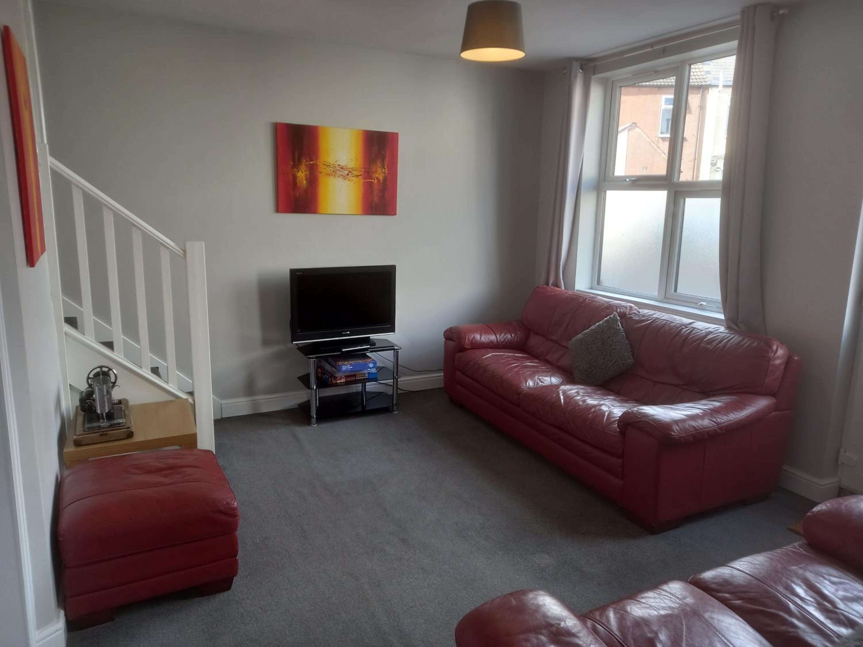 Four-Bedroom House photo 3