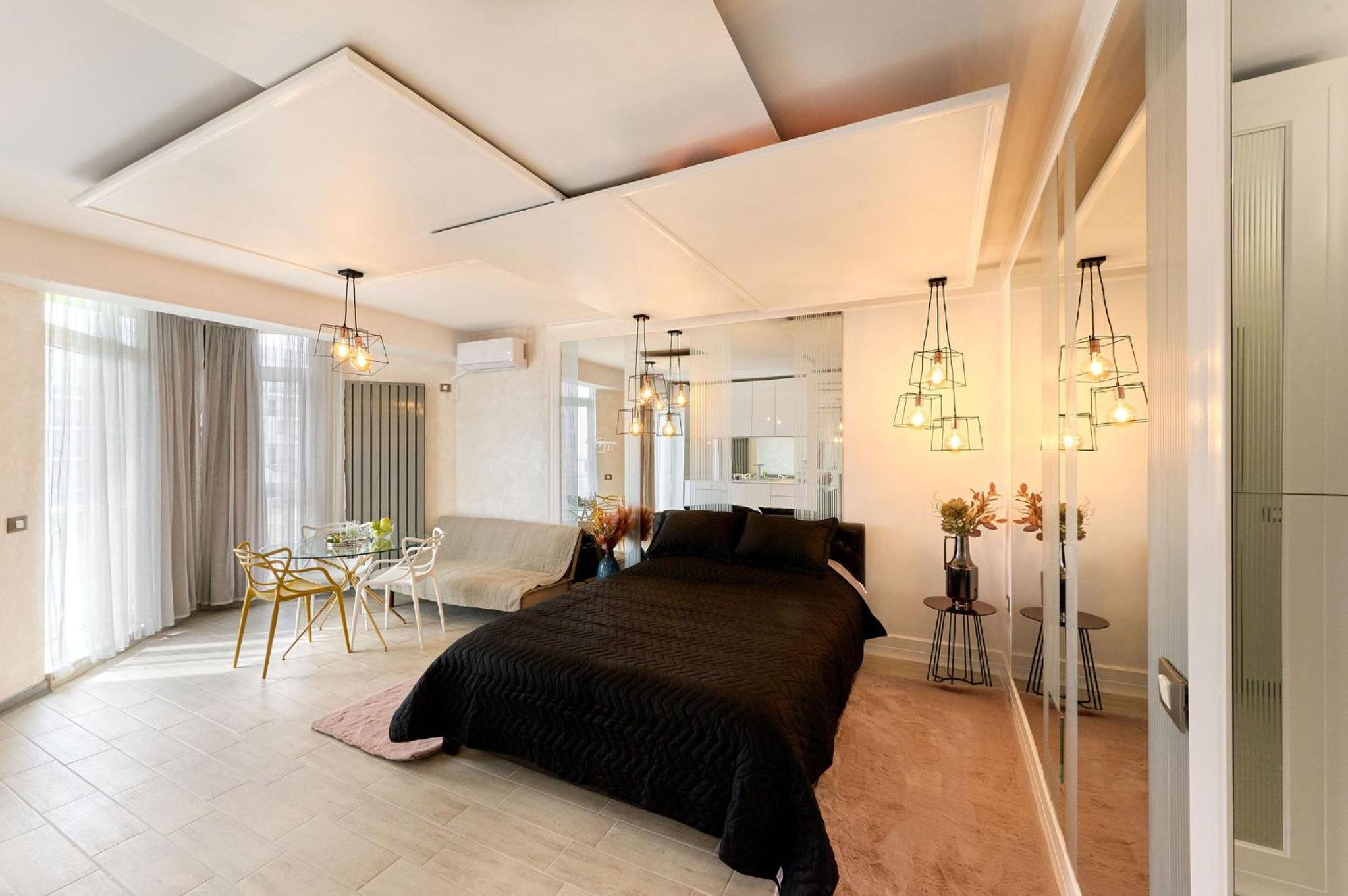 Studio Apartment - Photo 23