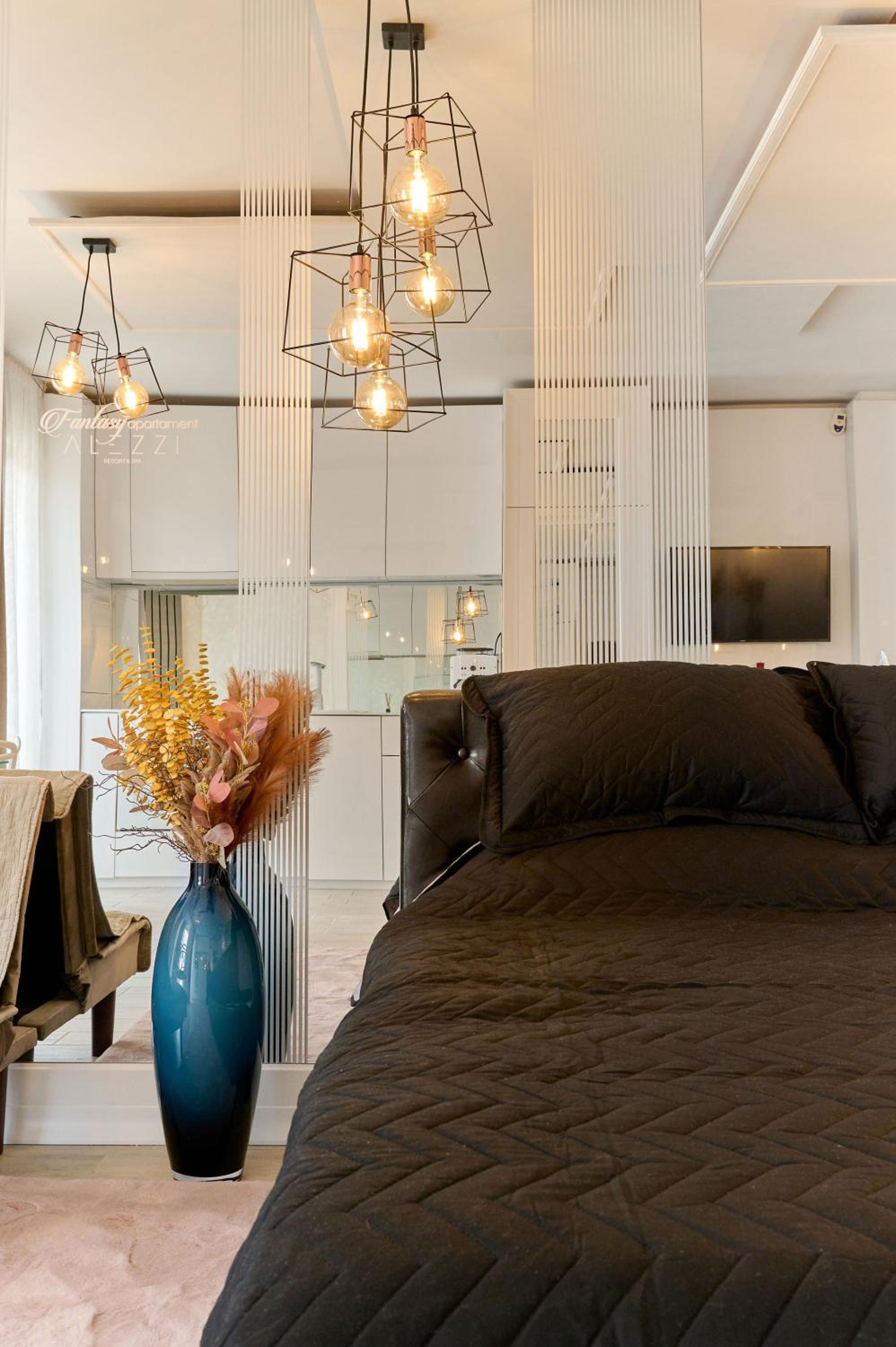 Studio Apartment - Photo 38