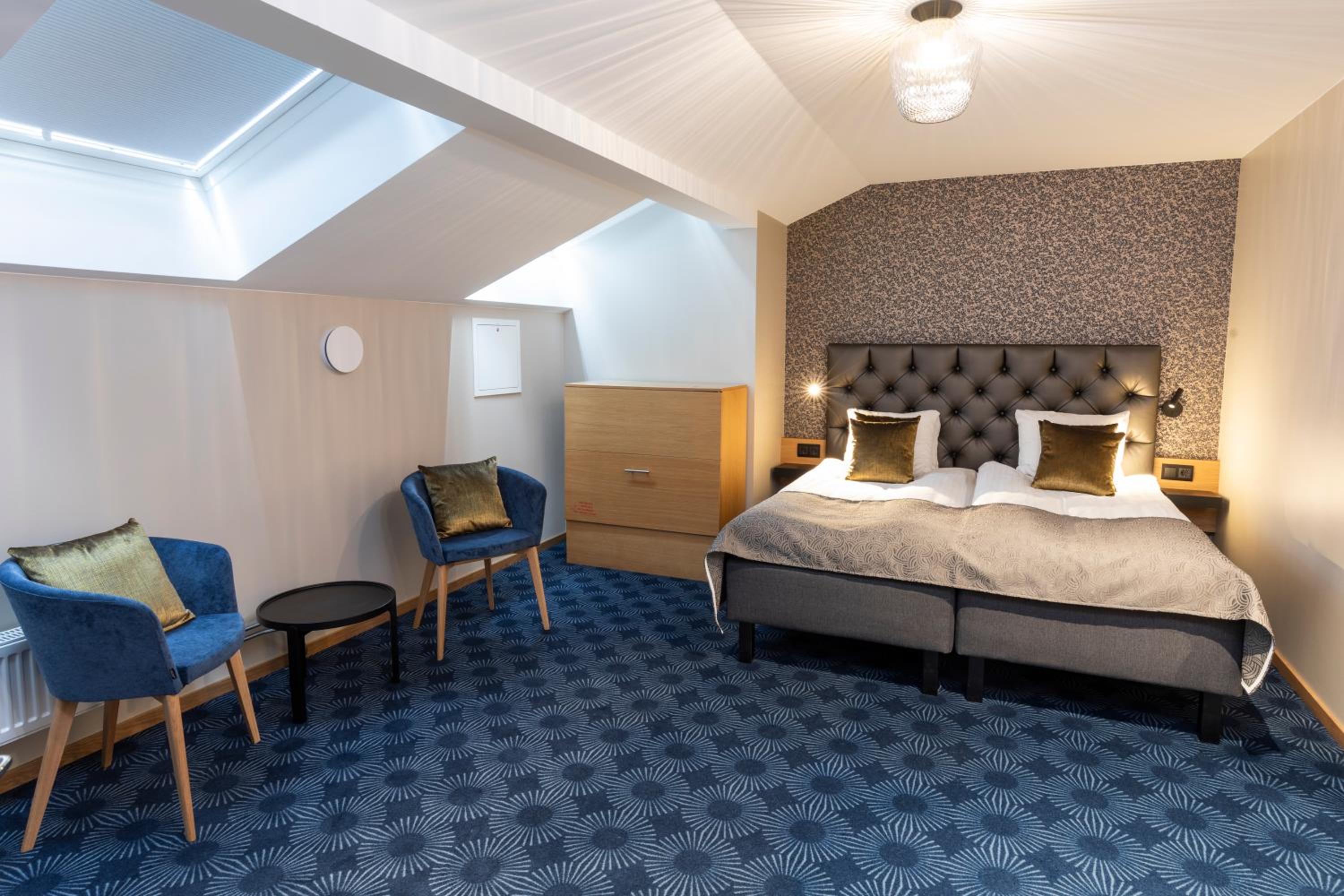 Deluxe Twin Room - Photo 3